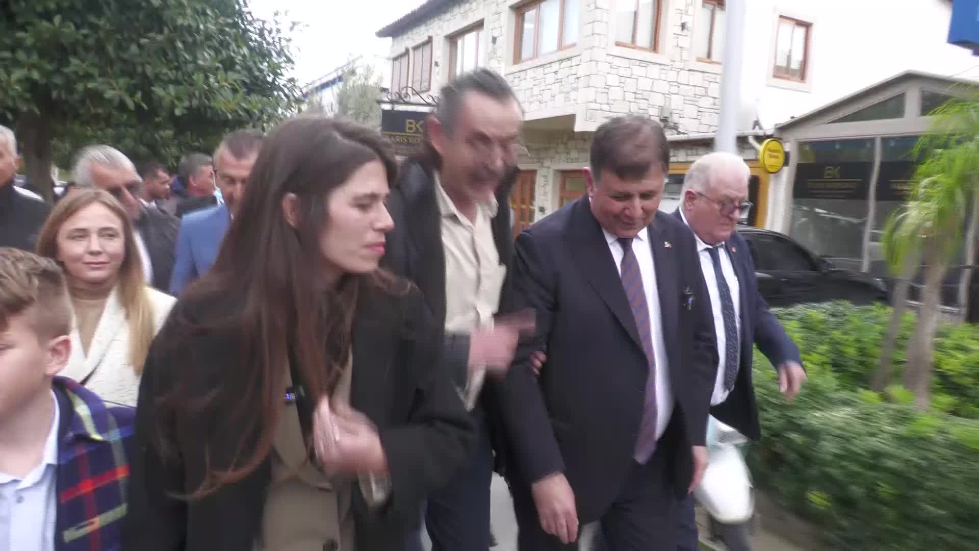 CEMİL TUGAY: "İZMİR, ÇOK DAHA PARLAYAN BİR YILDIZ HALİNDE HEM TÜRKİYE'NİN HEM DE DÜNYANIN GURUR ŞEHİRLERİNDEN BİRİSİ OLACAK"
