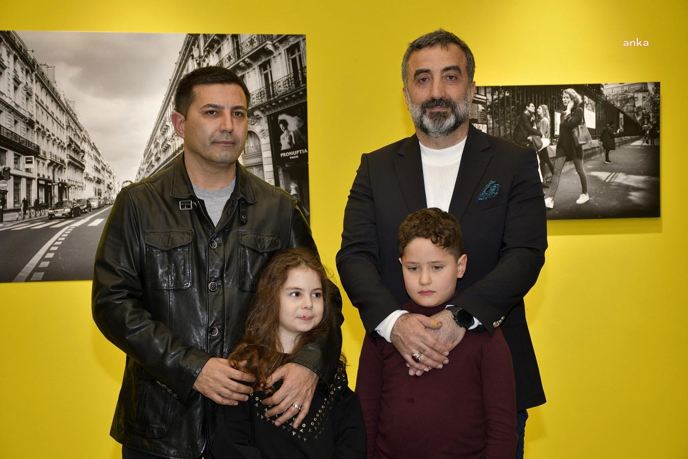 BAYRAM YILMAZ’IN ‘PARİS YALNIZLIĞI’ SERGİSİ, KUŞADALI SANATSEVERLERİ BEKLİYOR