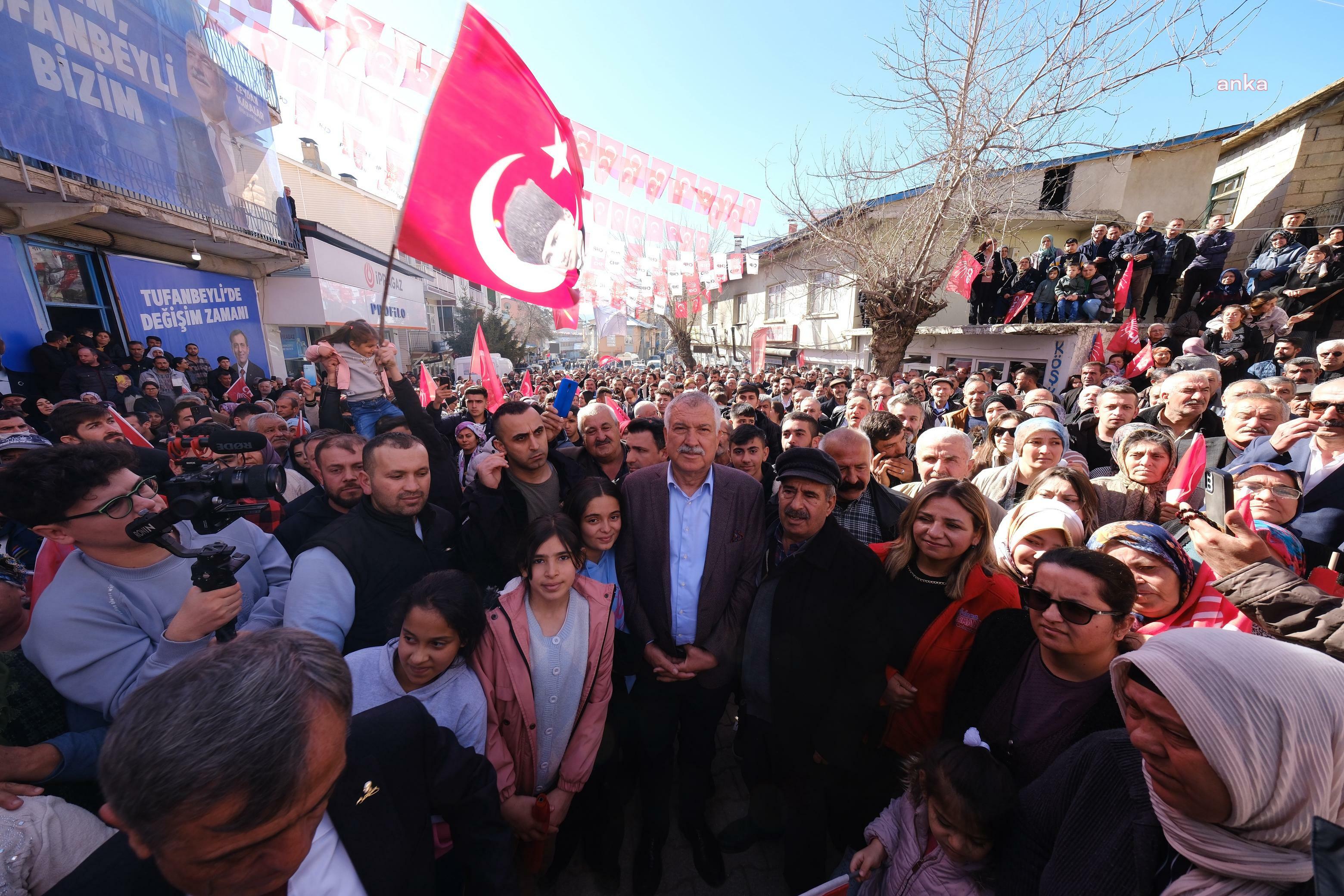 ADANA BÜYÜKŞEHİR BELEDİYE BAŞKANI KARALAR, TUFANBEYLİLERLE BULUŞTU