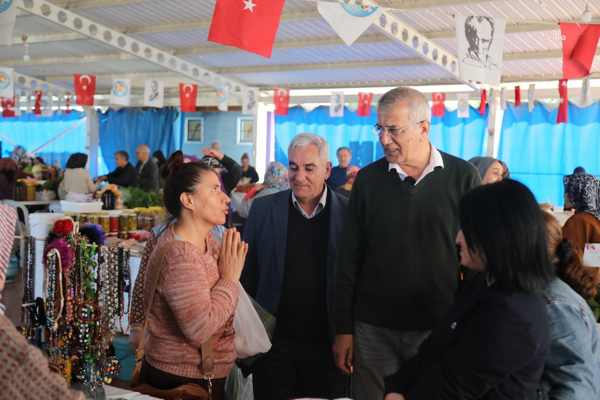 MEZİTLİ BELEDİYE BAŞKANI TARHAN’DAN KADIN ÜRETİCİ PAZARLARI'NA ZİYARET