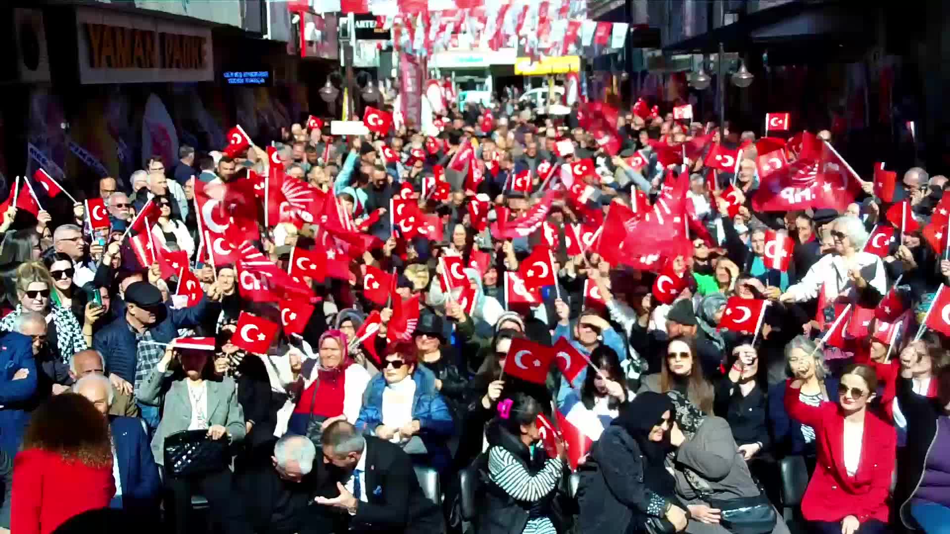 ÖZGÜR KARABAT: "BİZİM İŞİMİZ GÜCÜMÜZ TÜRKİYE, İŞİMİZ GÜCÜMÜZ TURHAL OLACAK. SİZLERE SÖZ VERİYORUZ"