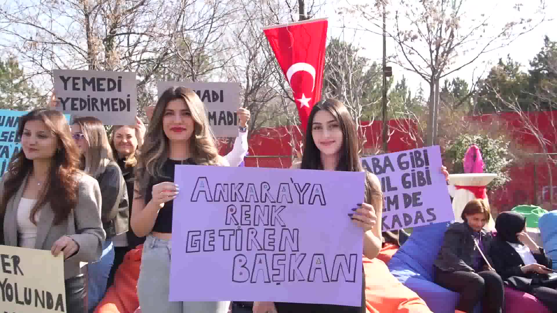 ATIL ALANLAR YENİDEN BAŞKENTE KAZANDIRILIYOR... MANSUR YAVAŞ, GENÇLERLE BİRLİKTE BELPA KAFE VE SPOR KOMPLEKSİ’Nİ AÇTI