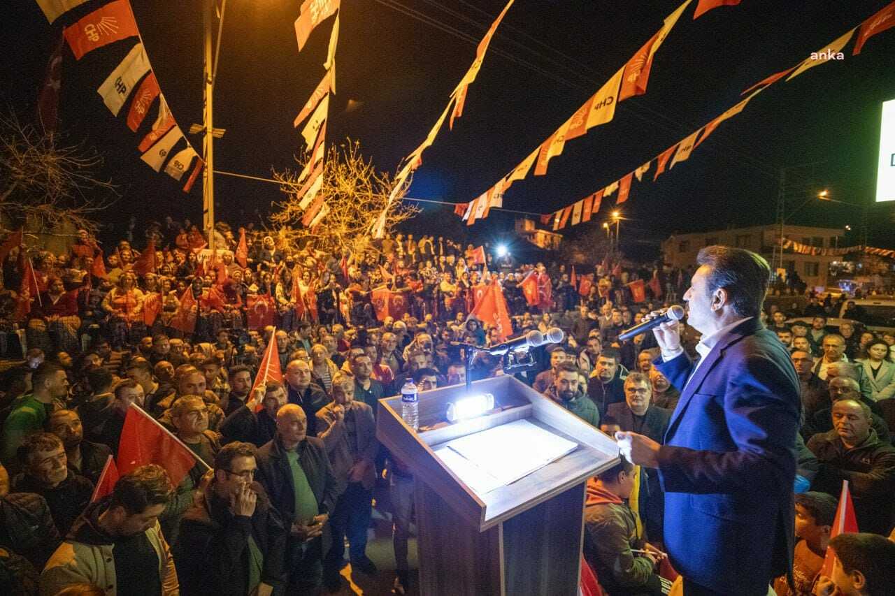 DİKİLİ BELEDİYE BAŞKANI KIRGÖZ’E COŞKULU KARŞILAMA