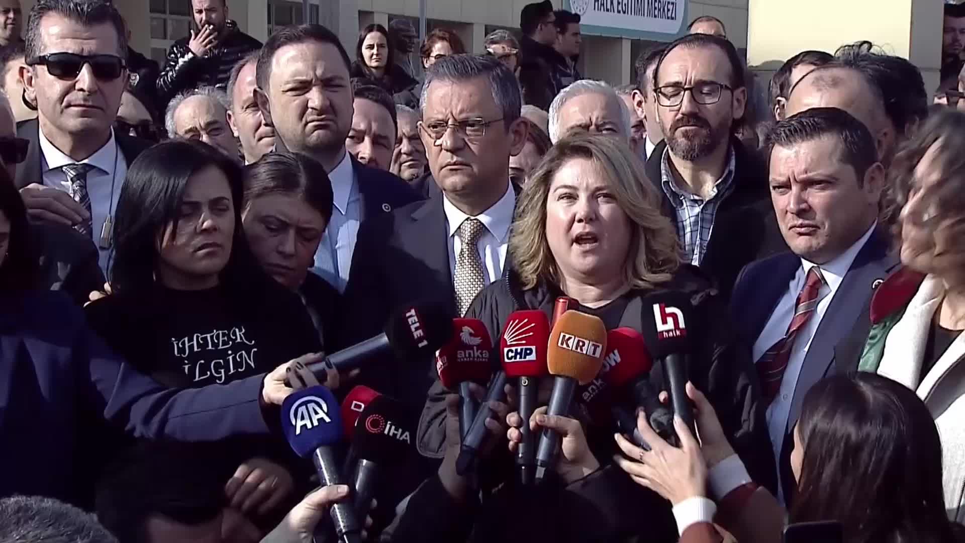 ÖZGÜR ÖZEL’DEN ERDOĞAN’A “ÇORLU DAVASI” ÇAĞRISI: “25 NİSAN GÜNÜ GEL, YARGILANANLARIN TARAFINA OTUR. TCDD MÜDÜRÜ’NÜ, BİNALİ YILDIRIM’I AL, KATİLLERİN TARAFINA GEÇİN”