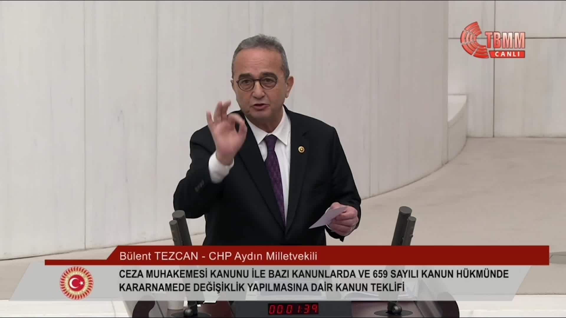 BÜLENT TEZCAN'DAN 8. YARGI PAKETİ'NE ELEŞTİRİ: "'TERÖR ÖRGÜTÜYLE İRTİBATLI' SİZİN SİHİRLİ CÜMLENİZ. BÜTÜN HUKUKSUZLUĞUN GEREKÇESİNİ BU CÜMLEYE DAYANDIRABİLİYORSUNUZ"