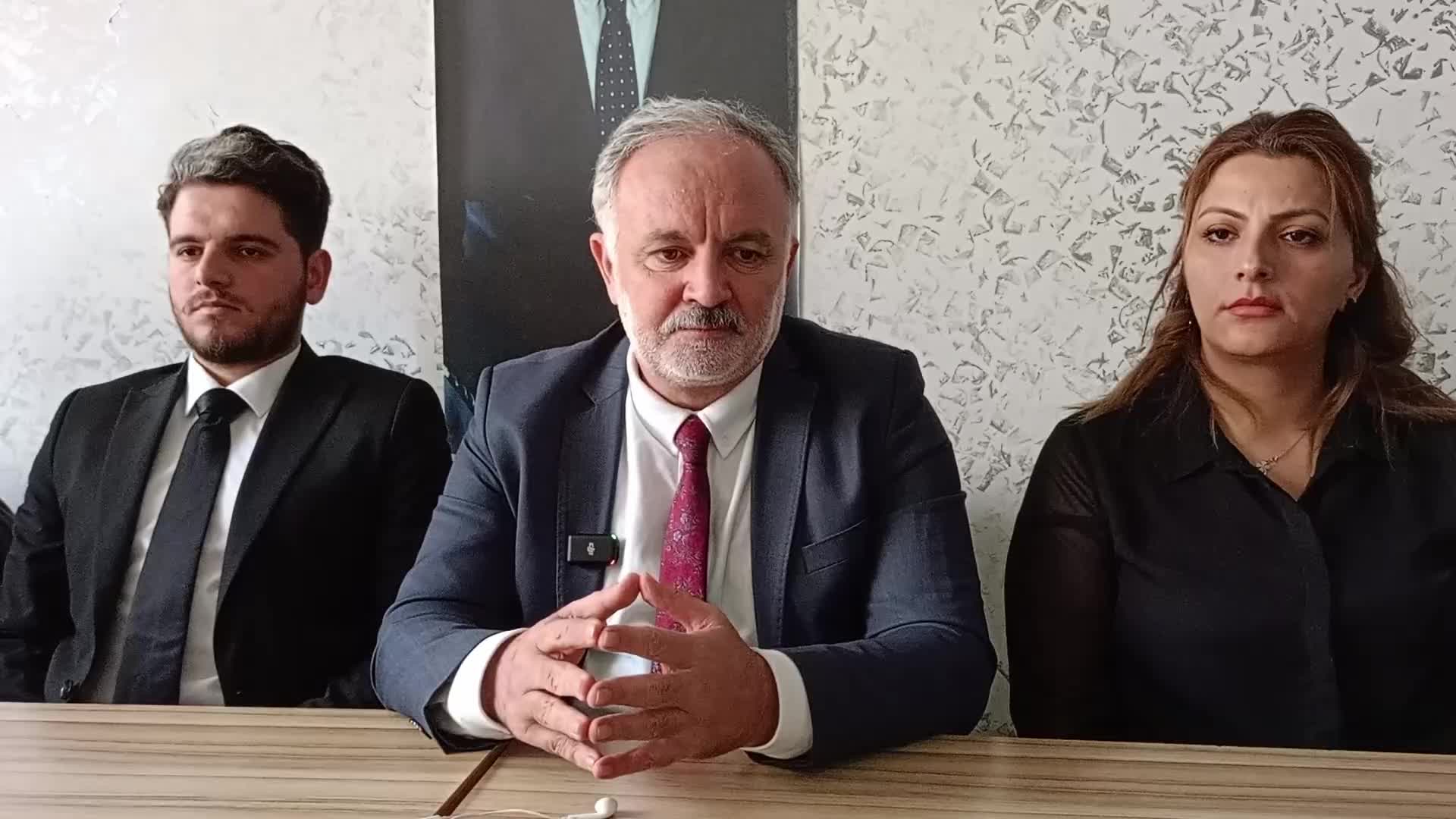 BAĞIMSIZ KARS BELEDİYE BAŞKAN ADAYI AYHAN BİLGEN: "BELEDİYEYE KAYYUM ATANMAMASI İÇİN ELİMDEN GELENİ YAPTIM"