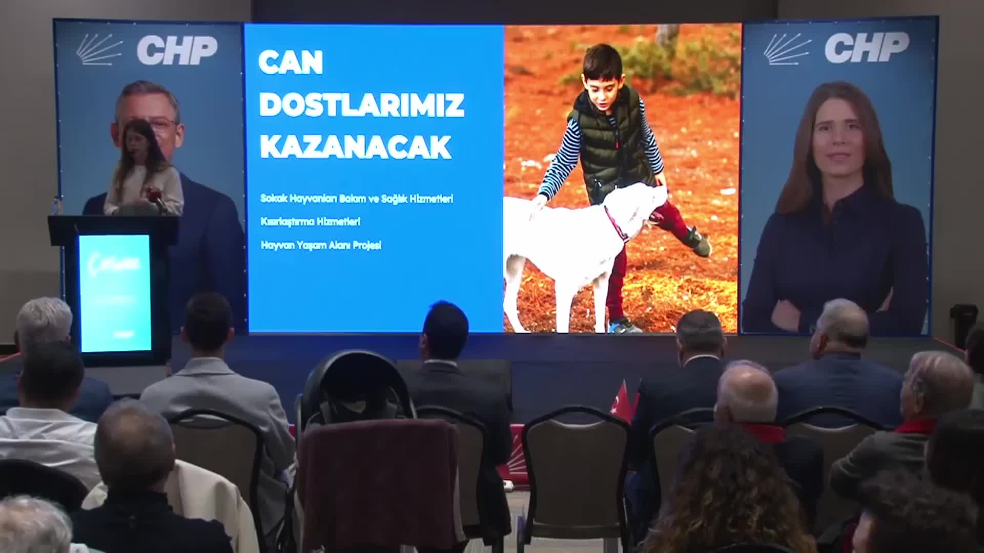 ÇEŞME BELEDİYE BAŞKAN ADAYI LAL DENİZLİ: "BİRLİKTE ÇEŞME DİYECEĞİZ, BİRLİKTE TÜRKİYE DİYECEĞİZ.  CUMHURİYET HALK PARTİSİNİ İKTİDARA TAŞIYACAK VİZYONU HEP BİRLİKTE ORTAYA KOYACAĞIZ"