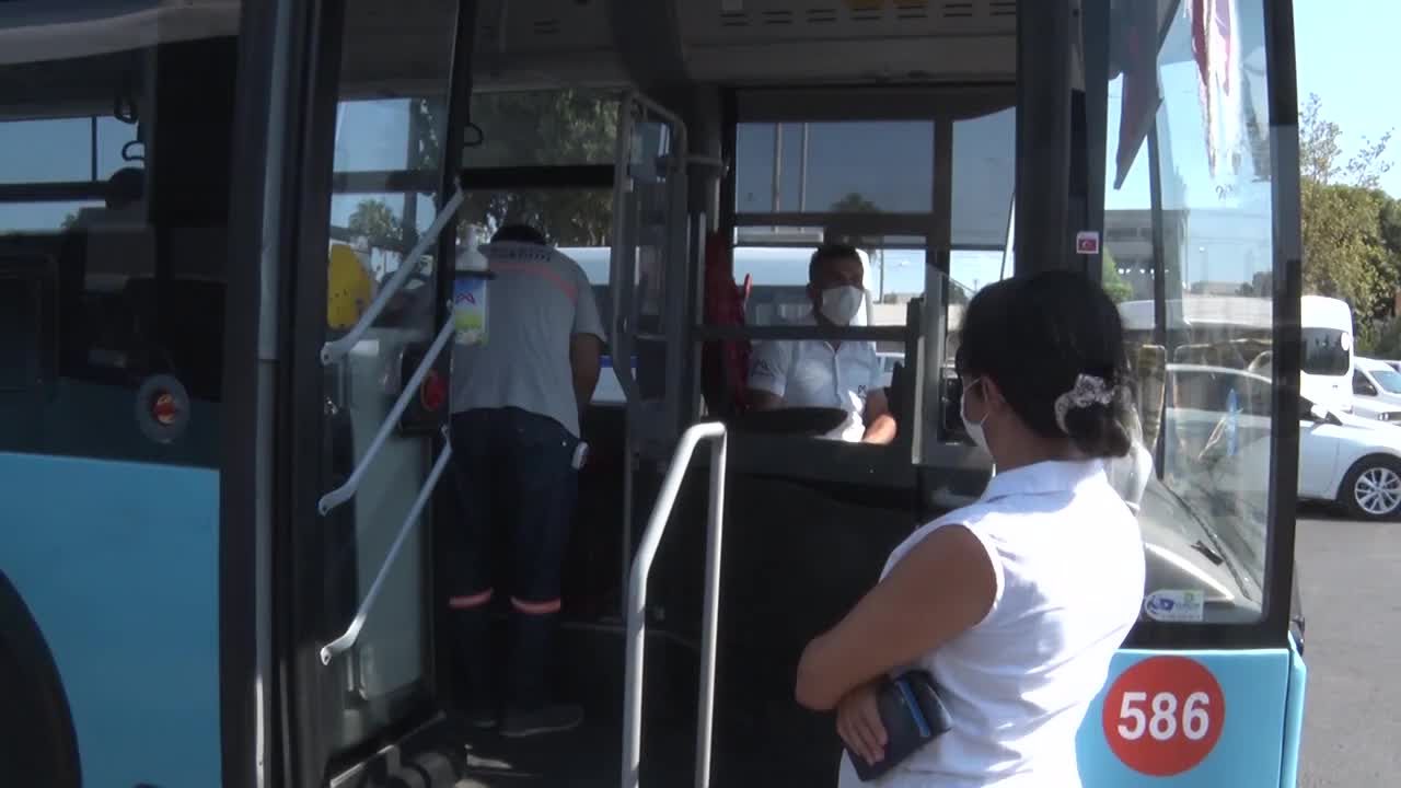 MERSİN’DE TOPLU TAŞIMADA “ŞEFFAF KABİN” DÖNEMİ