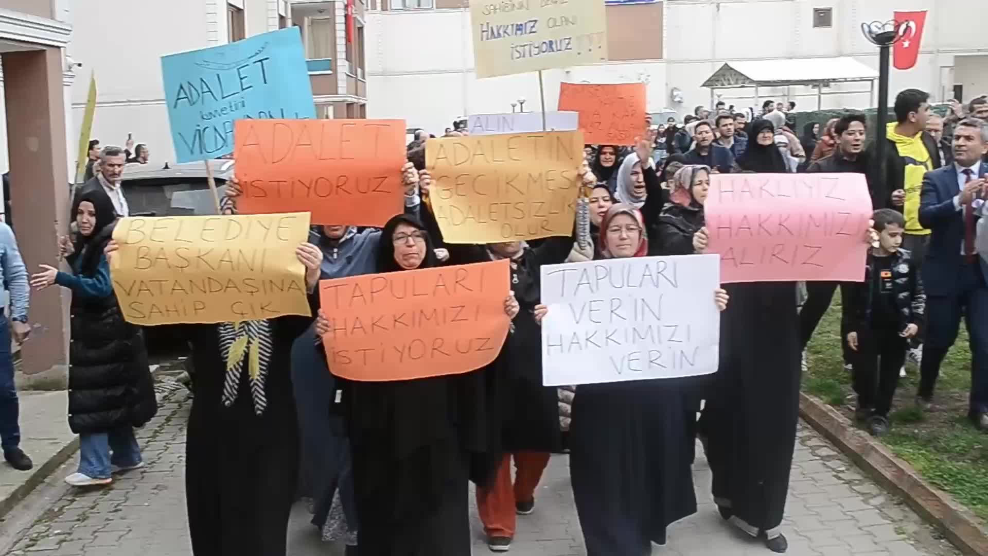 BURSA'DA 10 YILDIR TAPUSUNU ALAMAYAN MAĞDURLARA BİBER GAZI İLE SALDIRI