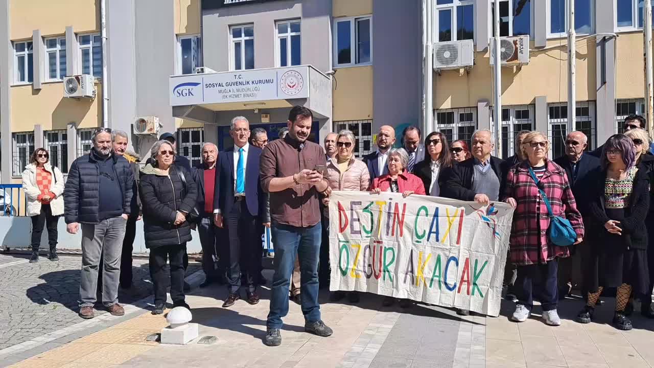 MUĞLA'DA DEŞTİNLİLER BAKANLIĞA DAVA AÇTI: "ÇİMENTO FABRİKASI ALANI 'SANAYİ ALANI' KULLANIM KARARI İPTAL EDİLSİN"