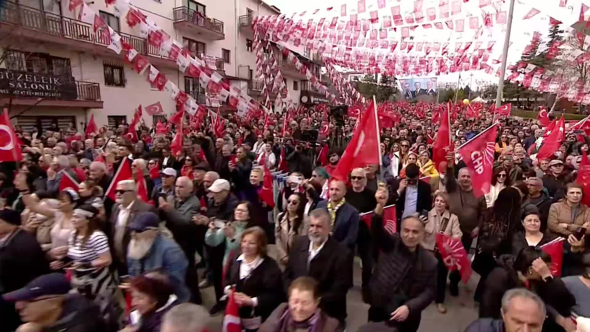 ÖZGÜR ÖZEL’DEN CUMHURBAŞKANI ERDOĞAN’A: “KAVGAYA VARIM AMA SENİN İSTEDİĞİN KAVGAYI YAPMAM...EMEKLİLERİN, YOKSULLARIN HAKKI İÇİN KAVGA EDECEĞİM”