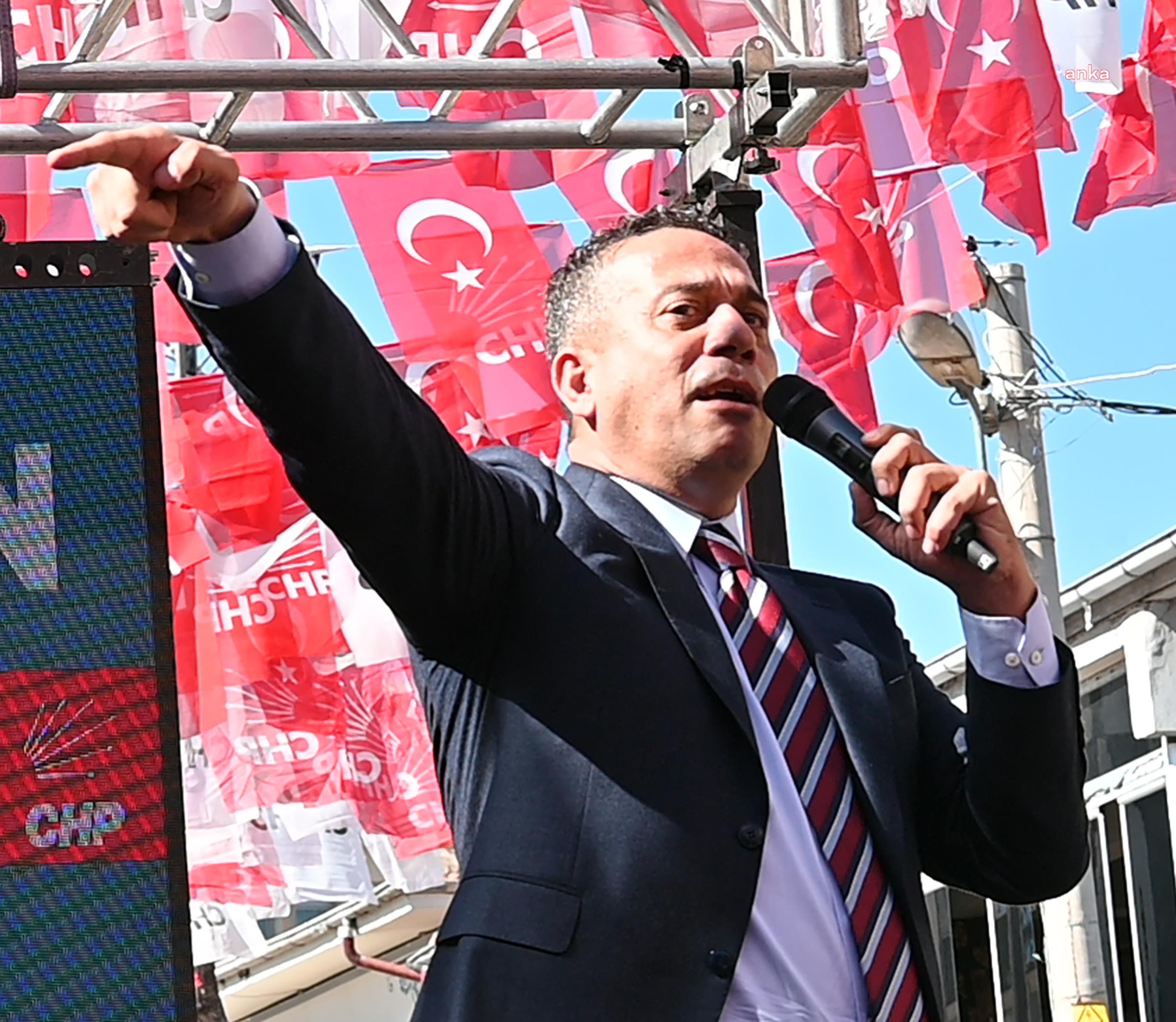 CHP GRUP BAŞKANVEKİLİ ALİ MAHİR BAŞARIR ERZURUM'DA YURTTAŞLARA SESLENDİ: "SİZİ ÜZENİ SANDIKTA ÜZÜN"