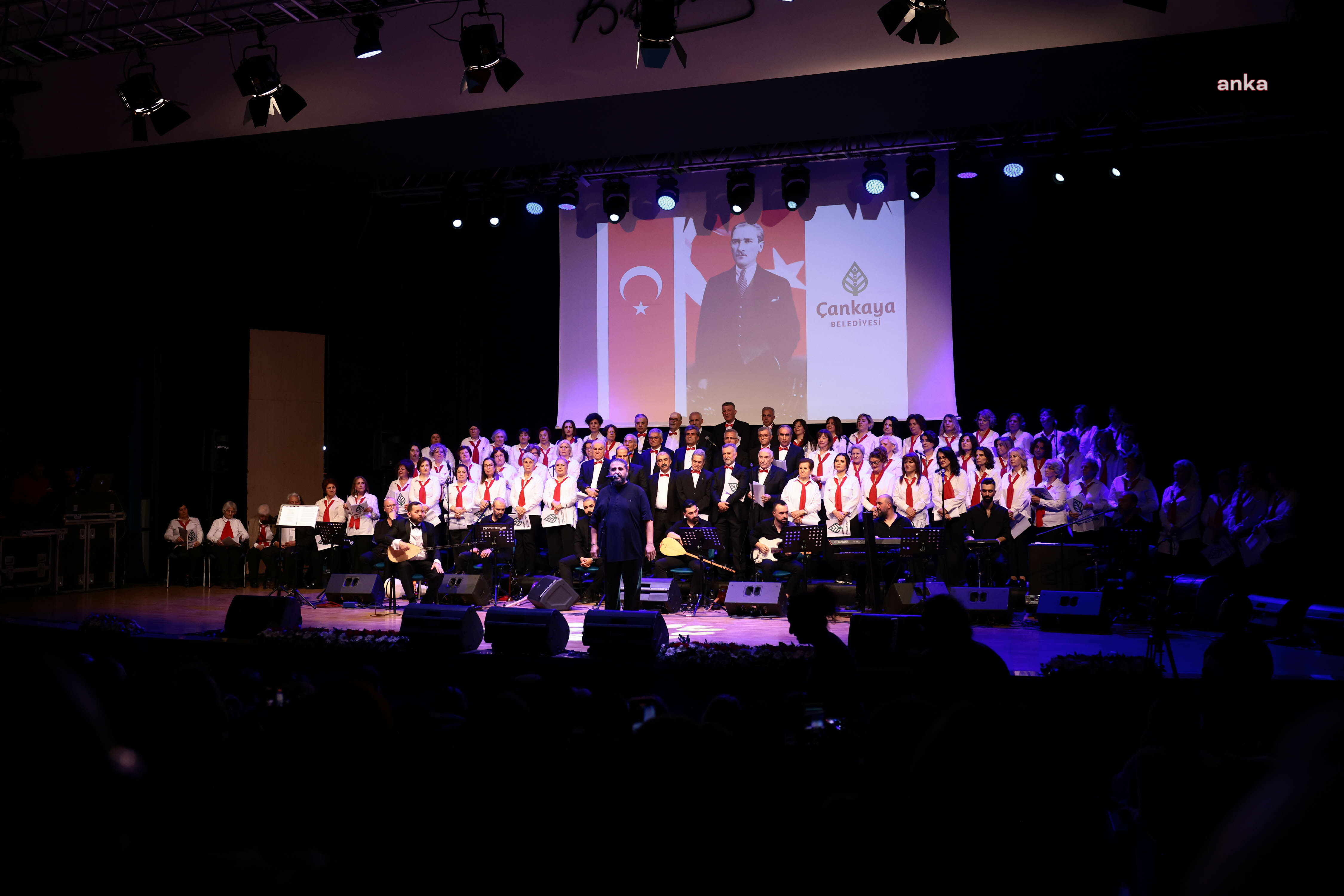ÇANKAYA BELEDİYESİ'NİN TÜRK HALK MÜZİĞİ KOROSUNDAN 8 MART KONSERİ