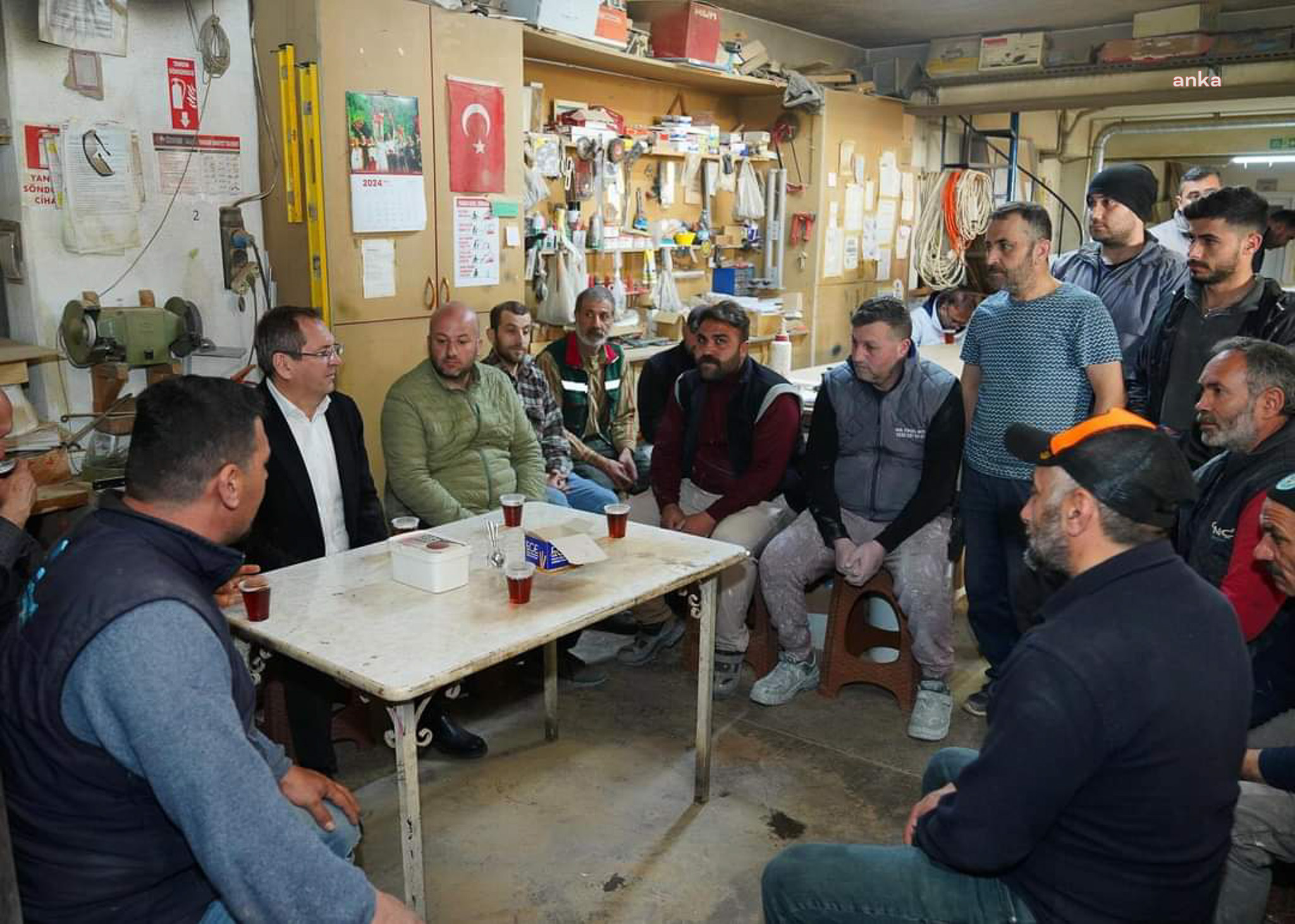 AYVALIK BELEDİYE BAŞKANI ERGİN, HALKLA BULUŞMAYA DEVAM EDİYOR