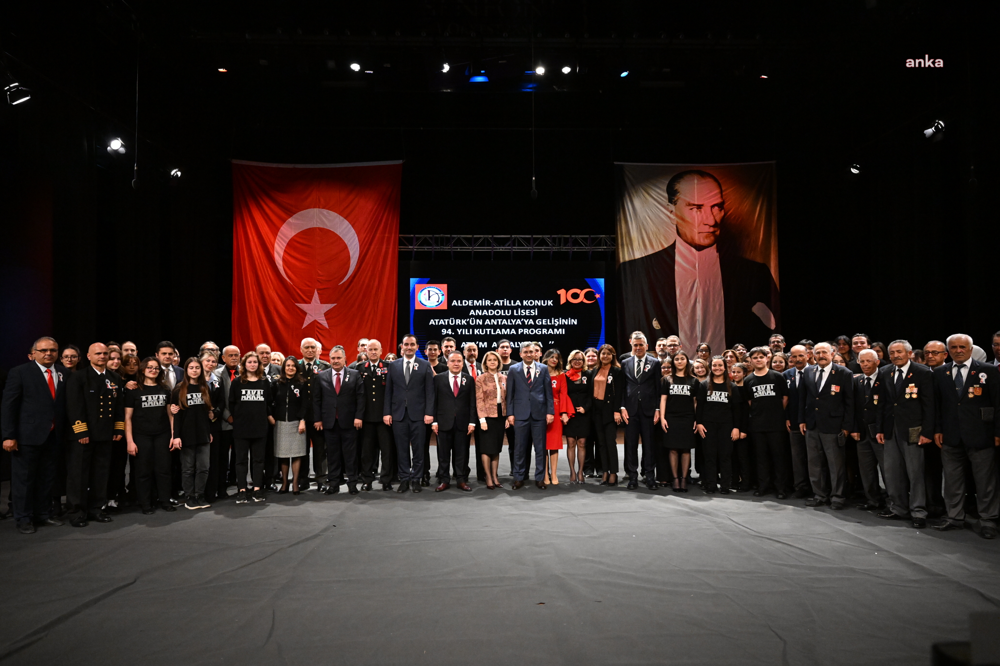 ATATÜRK'ÜN ANTALYA'YA GELİŞİNİN 94. YIL DÖNÜMÜ TÖRENLE KUTLANDI
