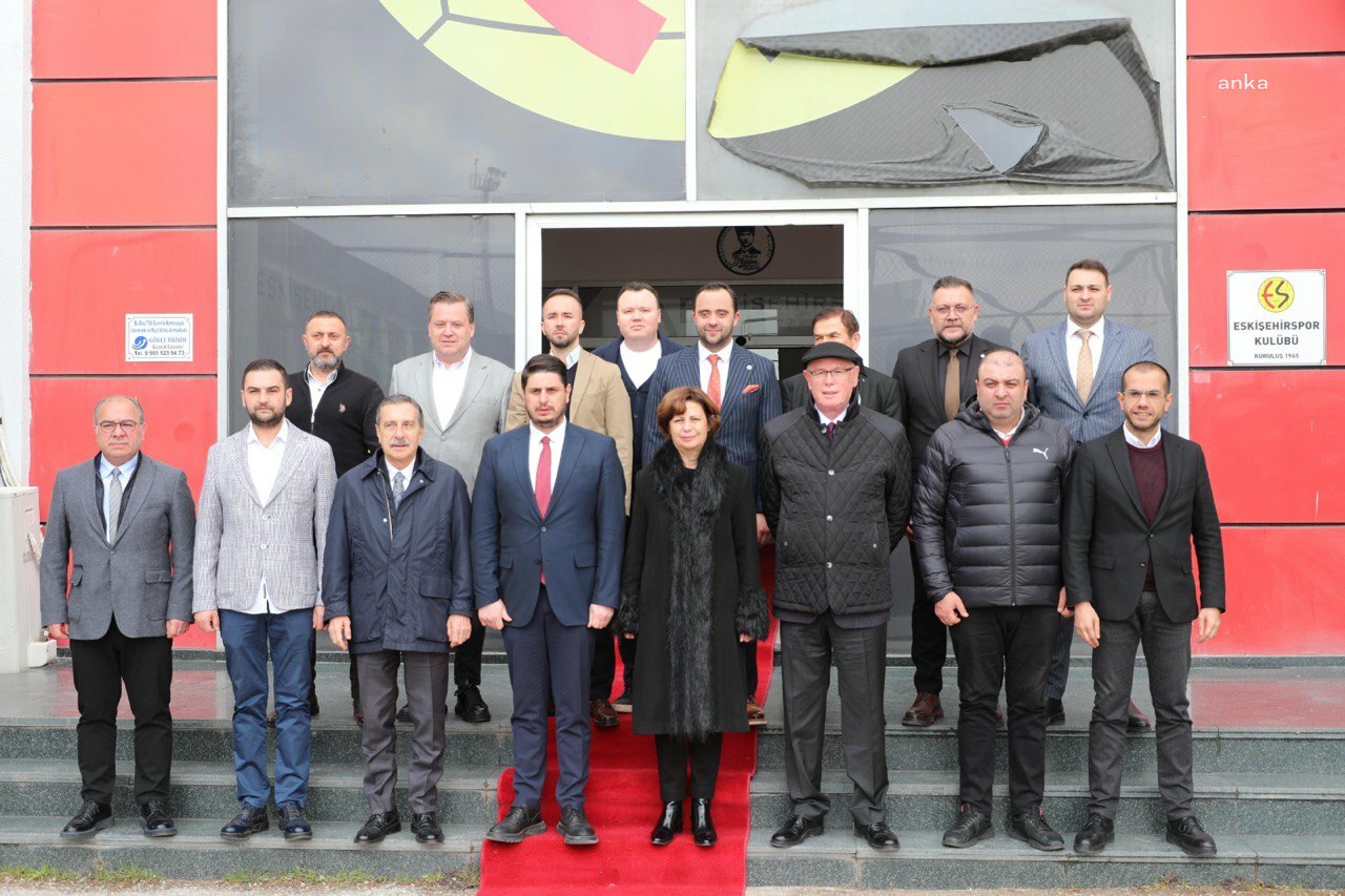 BAŞKANLARDAN ESKİŞEHİRSPOR KULÜBÜ'NE ZİYARET