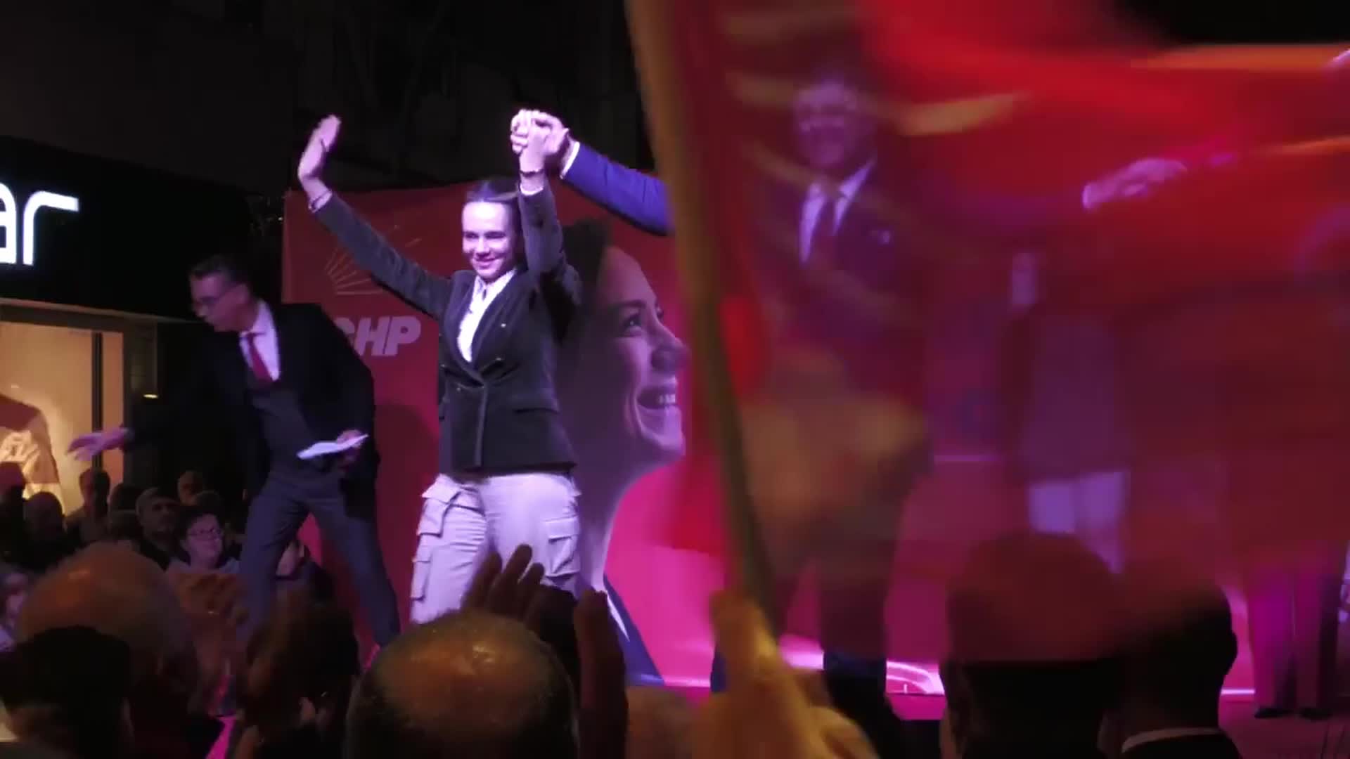 CHP İZMİR BÜYÜKŞEHİR BELEDİYE BAŞKAN ADAYI TUGAY: “BU MİLLETİ DÜŞÜNMEDİNİZ, BU MİLLET GEREKEN CEVABI SİZE SANDIKTA VERECEK“