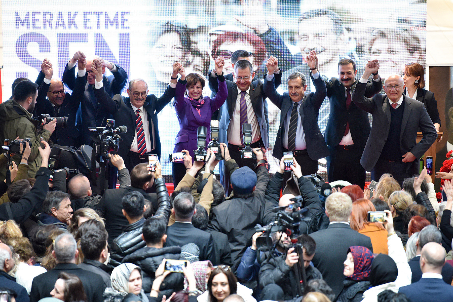 TEPEBAŞI BELEDİYE BAŞKANI ATAÇ: “KADINLARIMIZI HER ZAMAN DESTEKLİYORUZ”