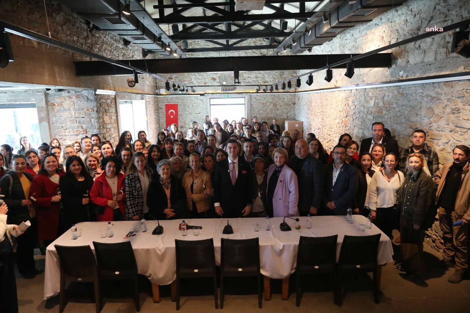 BELEDİYE İŞ SENDİKASI, BODRUM BELEDİYESİ'NİN KADIN ÇALIŞANLARIYLA BULUŞTU