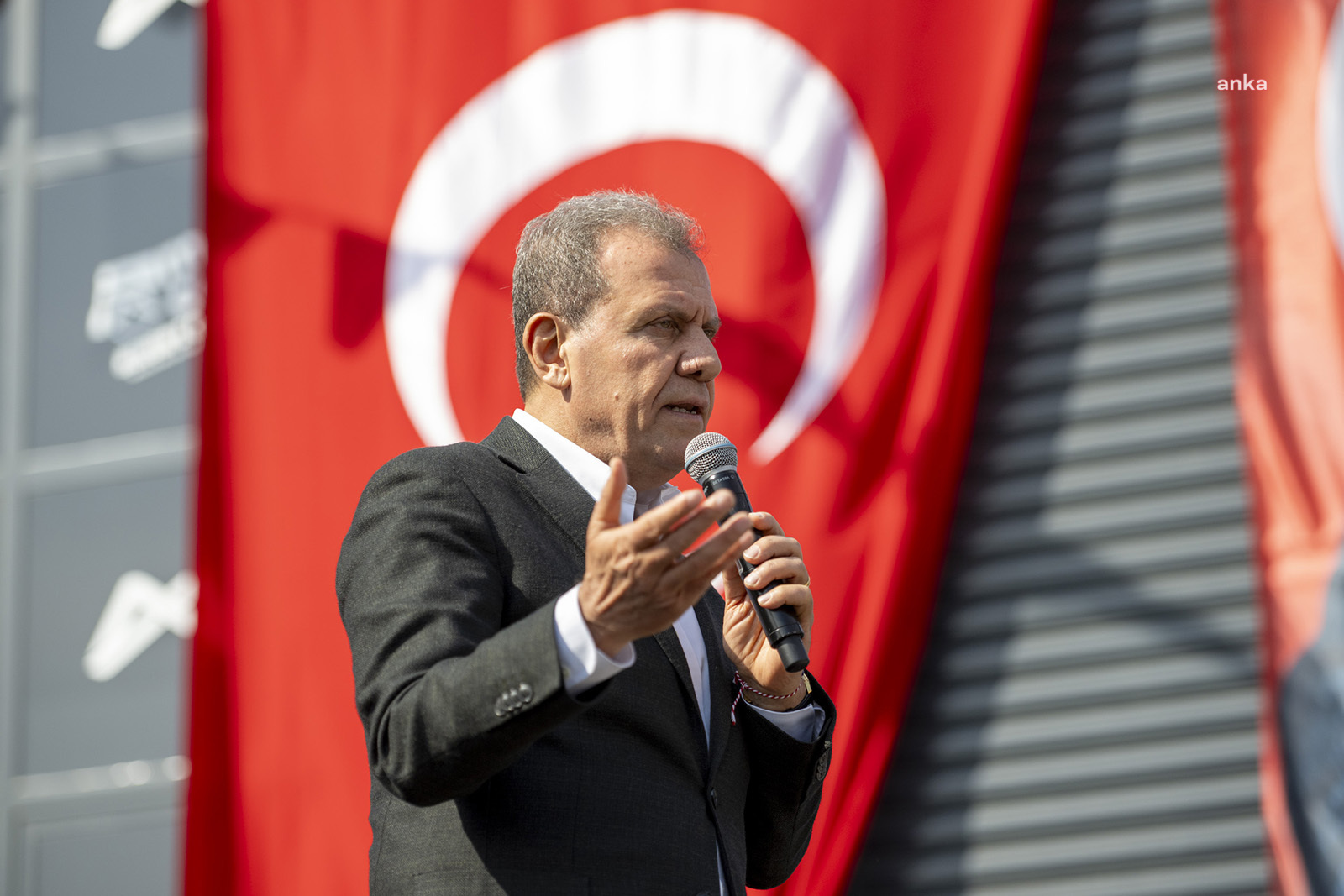BÜYÜKŞEHİR’DEN, ‘ERKEK İŞİ’ DENİLEN İŞLERDE KADINLARI ‘USTA’ YAPAN PROJE: “MERSİNLİ KADIN USTALAR”