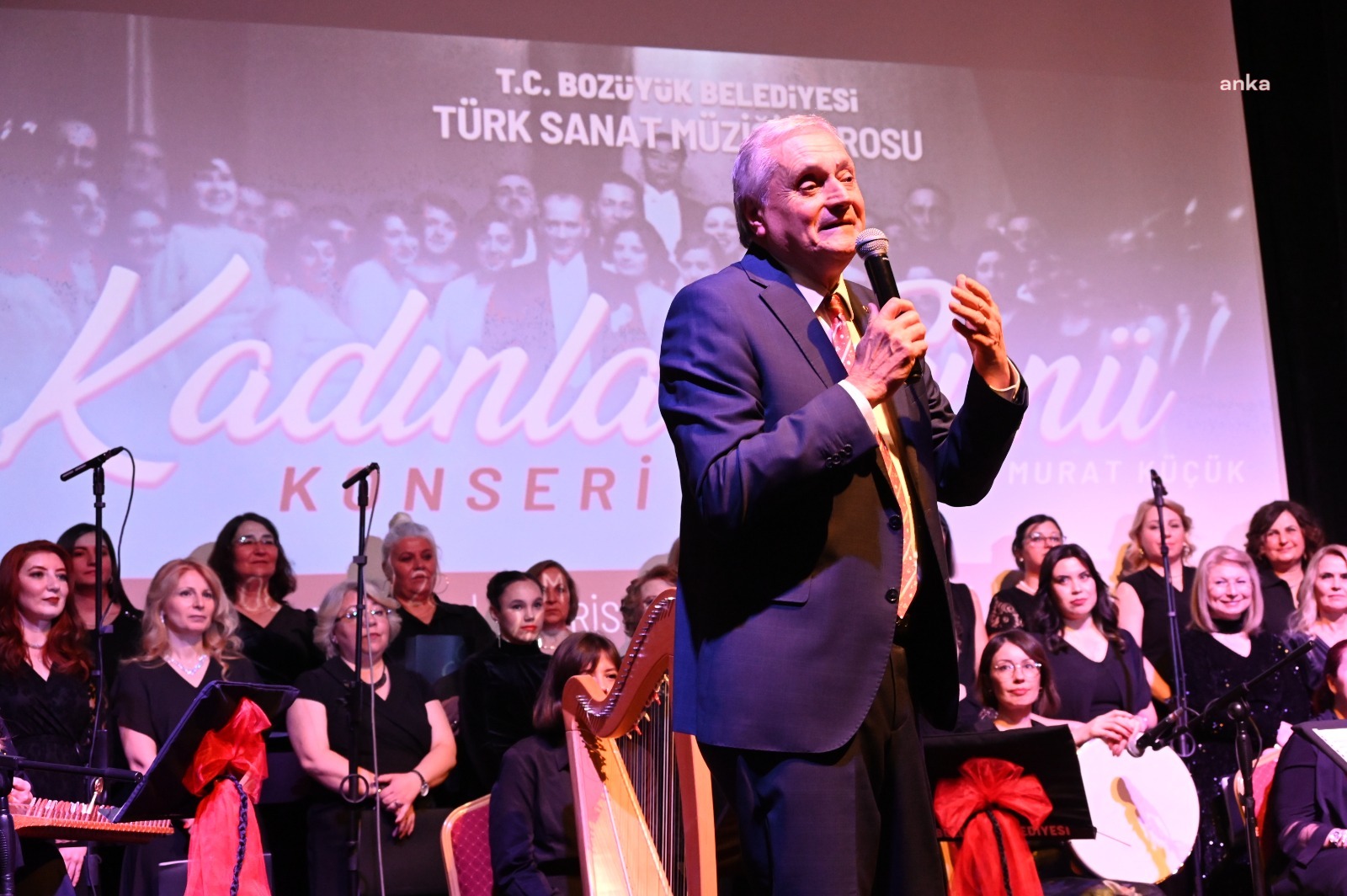 BOZÜYÜK BELEDİYESİ KADINLAR KOROSU’NDAN 8 MART’A ÖZEL KONSER