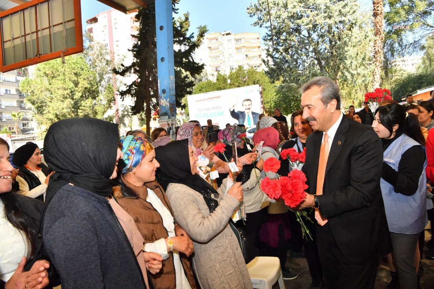 ÇUKUROVA BELEDİYESİ’NDEN COŞKULU 8 MART KUTLAMASI