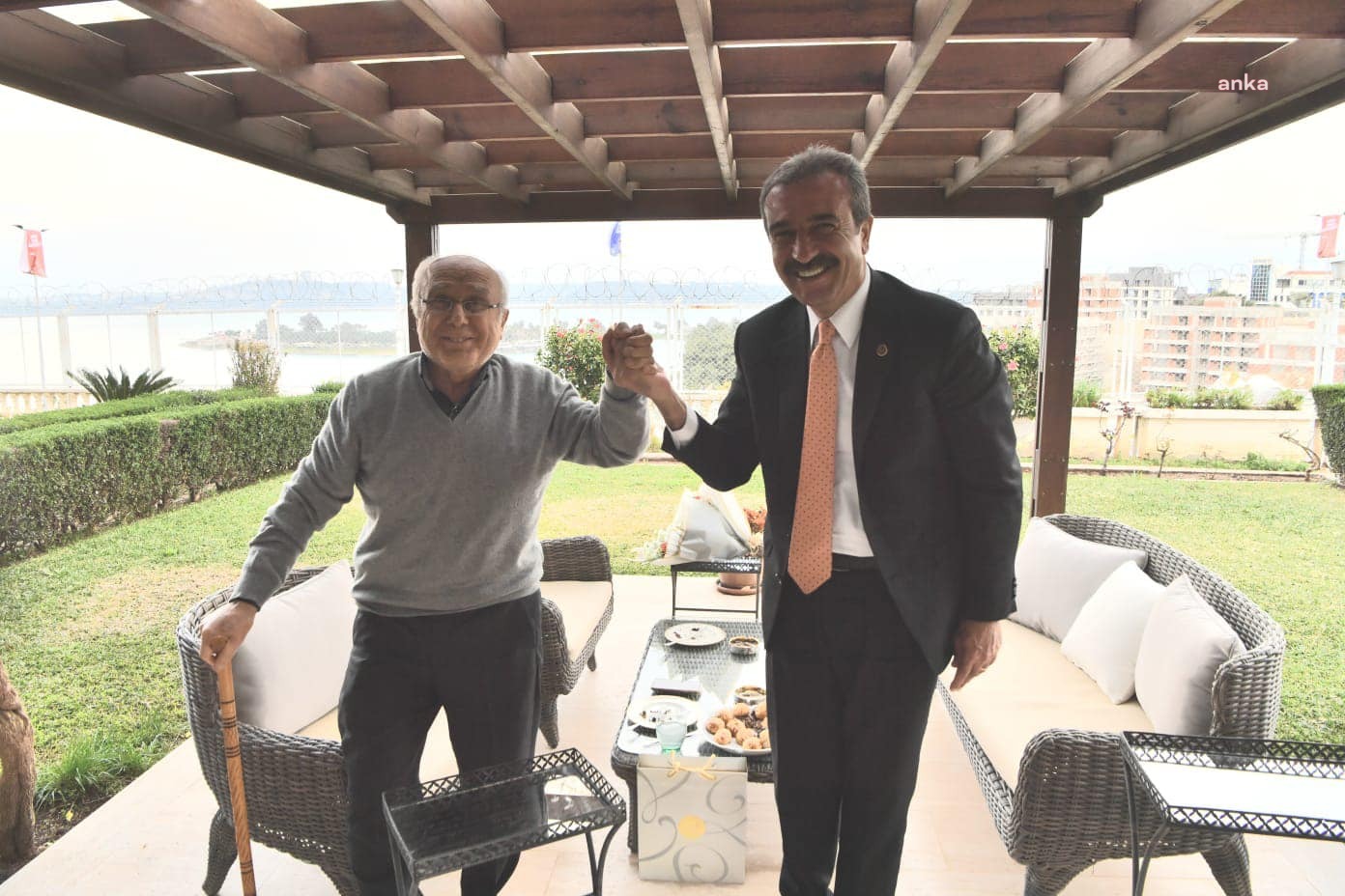 ÇUKUROVA BELEDİYE BAŞKANI SONER ÇETİN’DEN ADANA BÜYÜKŞEHİR BELEDİYESİ’NİN ESKİ BAŞKANI AYTAÇ DURAK’A ZİYARET