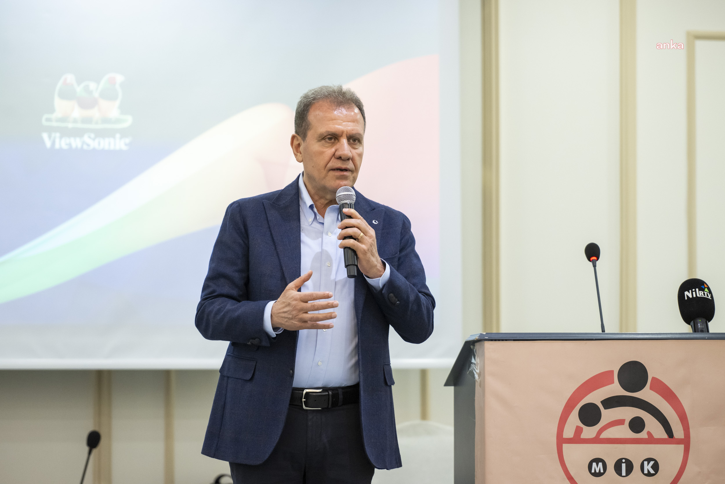 VAHAP SEÇER: “BİZ HERKES İÇİN MÜCADELE EDİYORUZ”