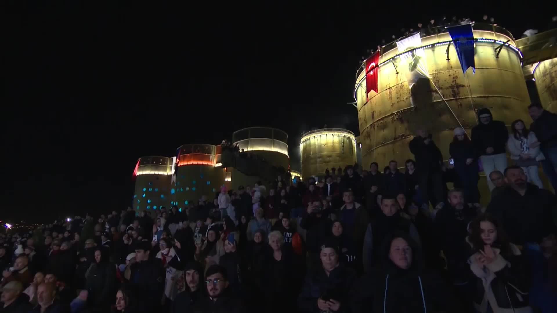 İMAMOĞLU, ÇUBUKLU SİLOLARI VE BEYKOZ ON ÇEŞMELER MEYDANI’NI HİZMETE AÇTI