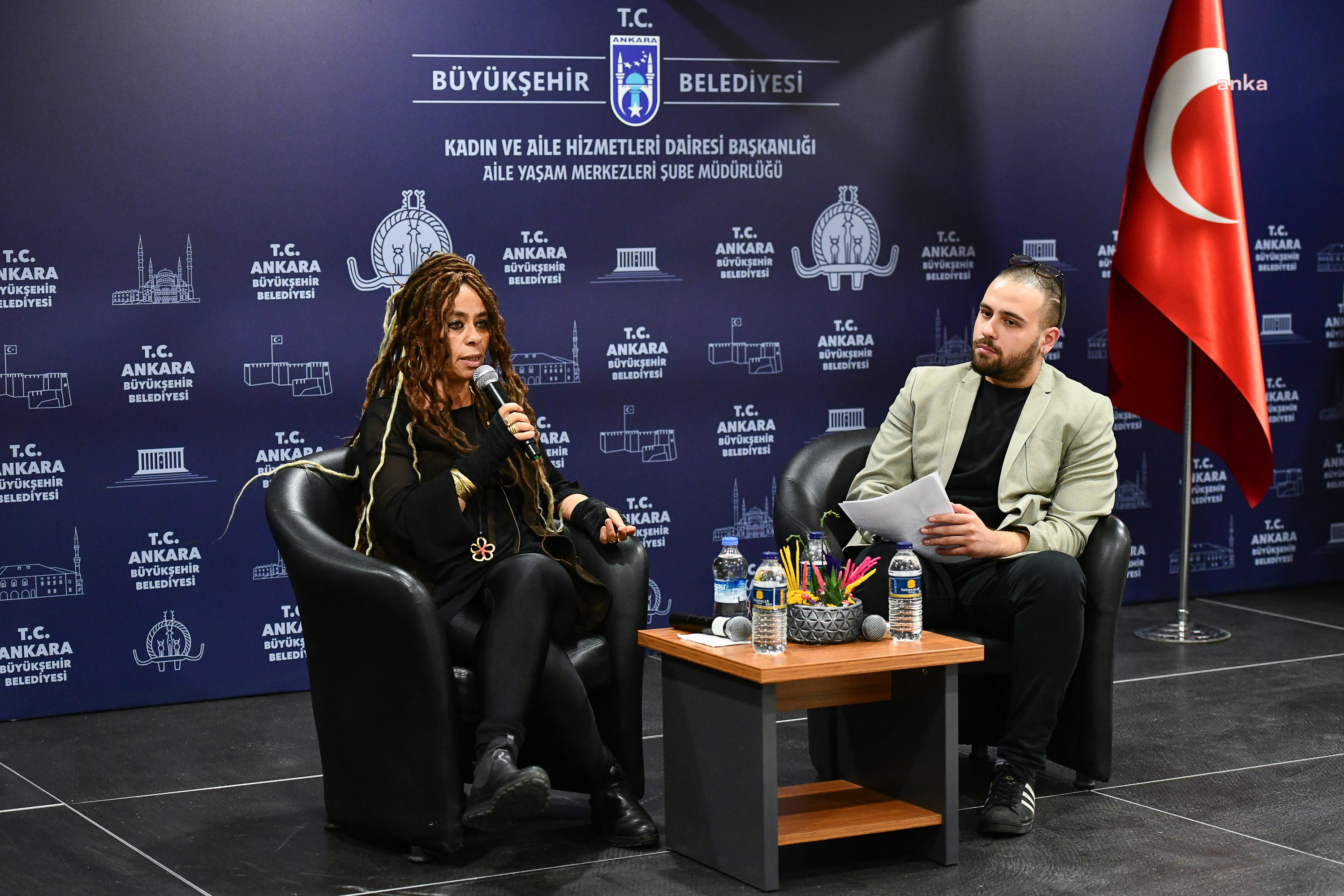 ANKARA BÜYÜKŞEHİR BELEDİYESİ'NİN YAZAR OKUR BULUŞMALARI MİNE SÖĞÜT İLE DEVAM ETTİ