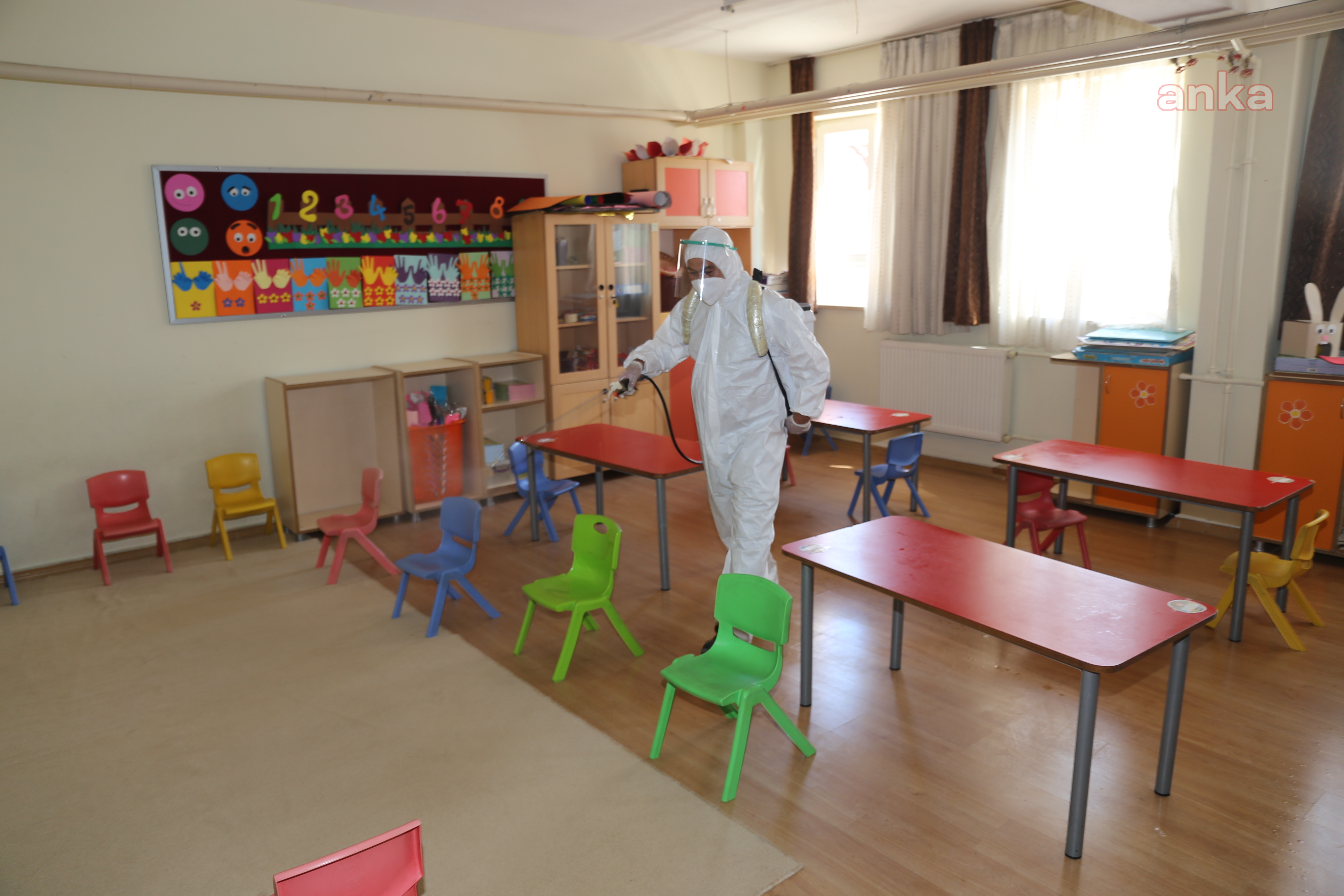BURHANİYE'DE OKULLAR DEZENFEKTE EDİLDİ