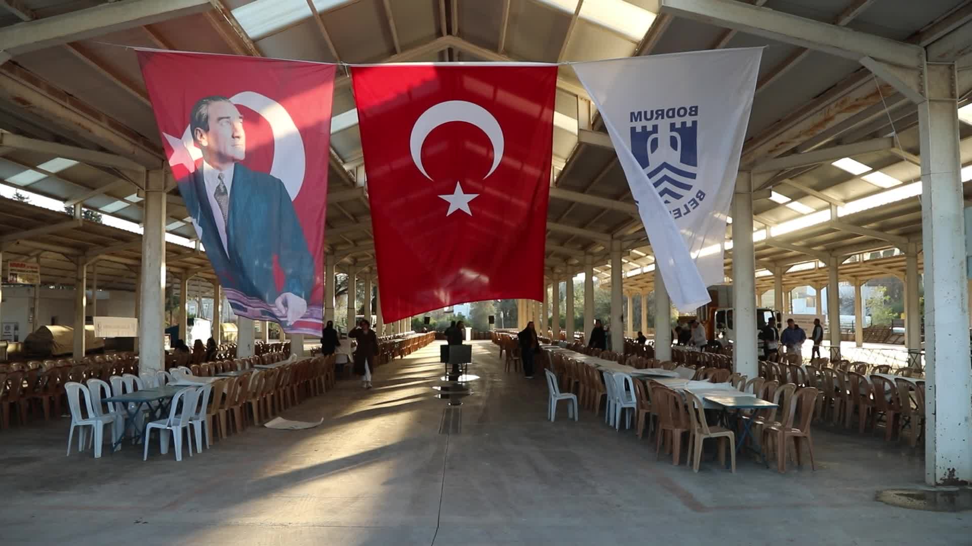 BODRUM BELEDİYESİ, ORTAKENT MAHALLESİ SAKİNLERİNİ İFTARDA BULUŞTURDU