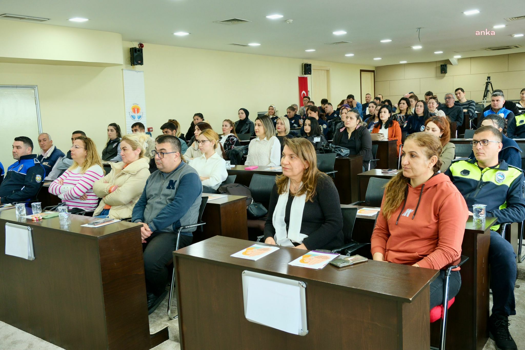 ADANA BÜYÜKŞEHİR’DEN “TOPLUMSAL CİNSİYET EŞİTLİĞİ VE KADINA YÖNELİK ŞİDDETLE MÜCADELE ATÖLYESİ”