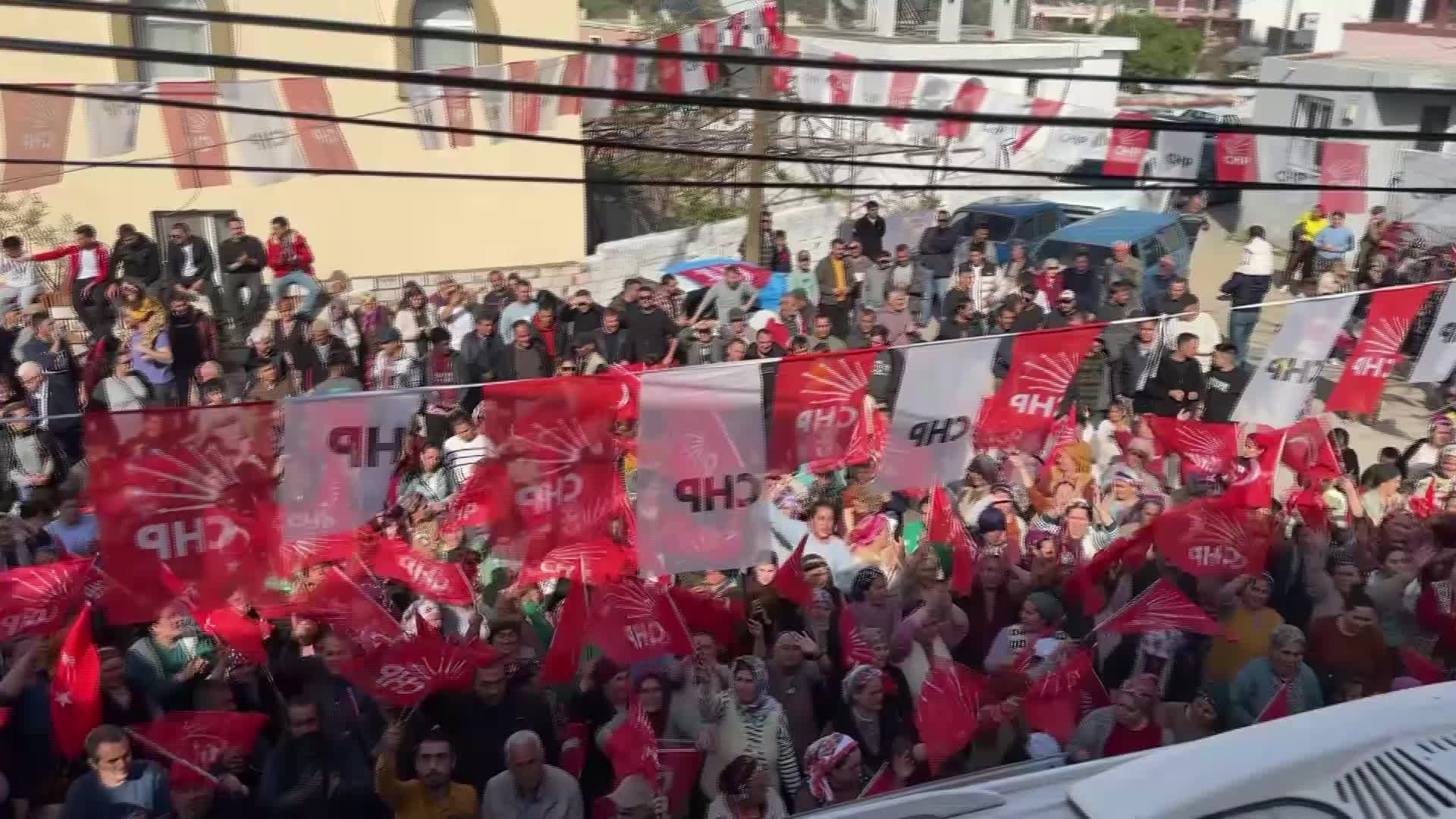 CHP BERGAMA BELEDİYE BAŞKAN ADAYI ÇELİK: “BERGAMALILARIN KALBİNİ KAZANDIM BERGAMA’YI KAZANACAĞIMA İNANIYORUM”