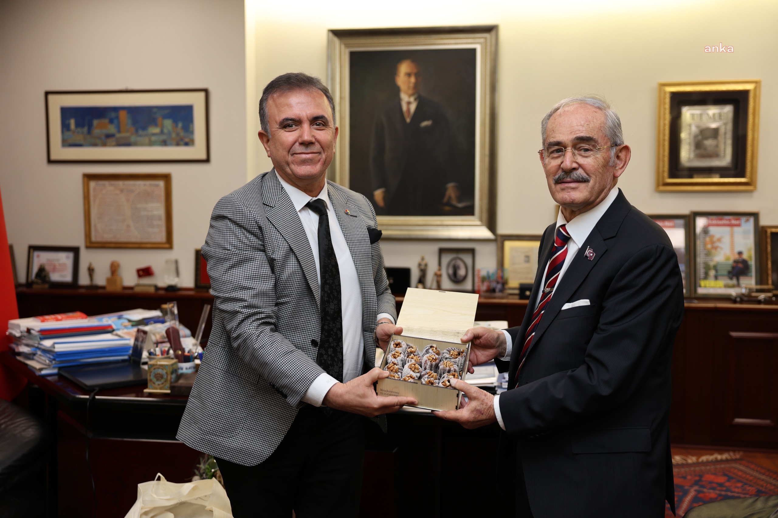 ADANA HEYETİNDEN YILMAZ BÜYÜKERŞEN'E ZİYARET