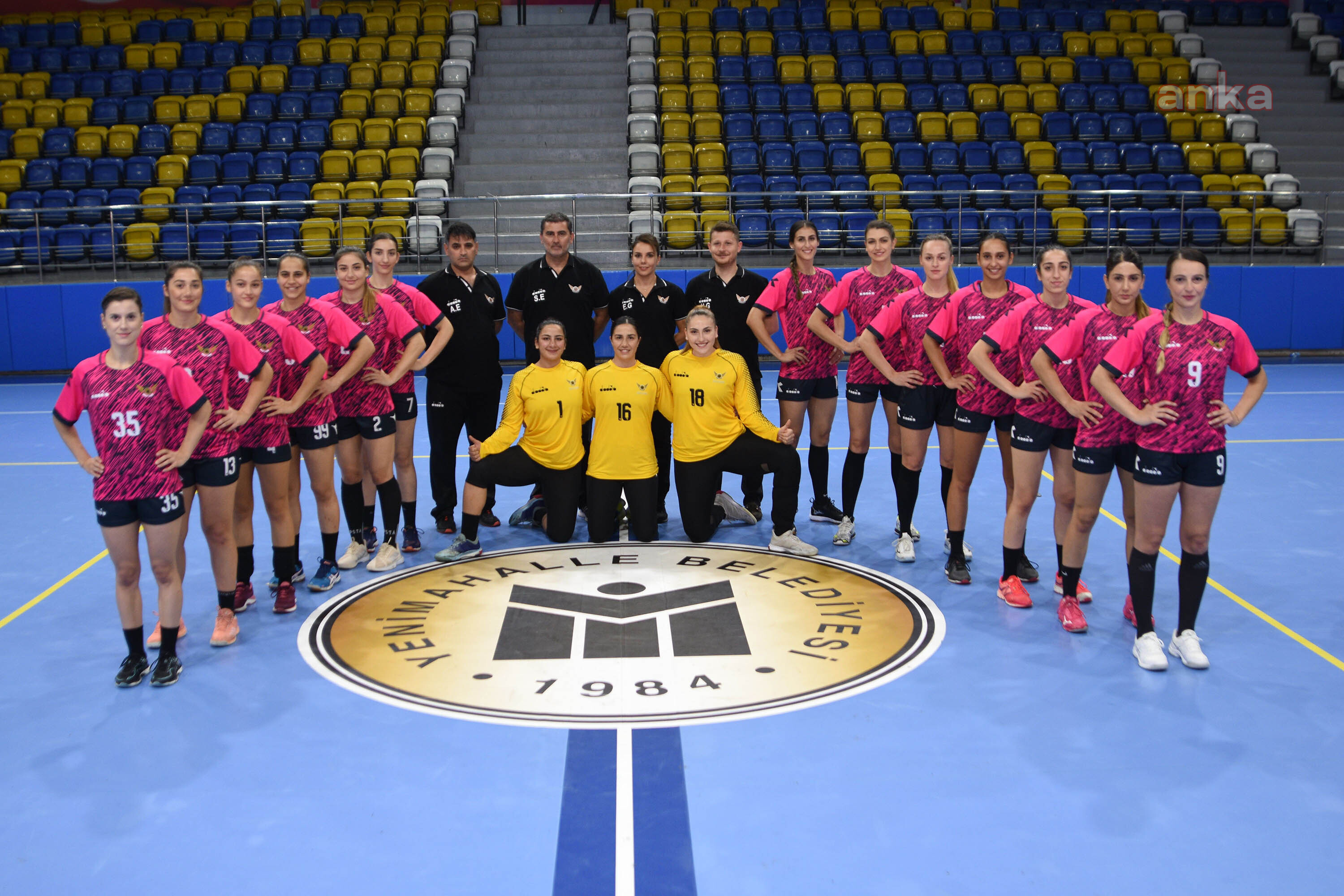 YENİMAHALLE'NİN ALTIN KANATLI MELEKLERİ, ESKİŞEHİR'DEN GALİBİYETLE DÖNDÜ