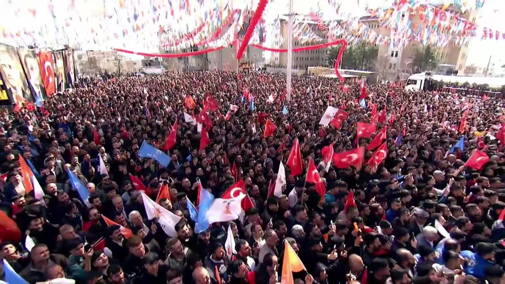 ERDOĞAN ŞIRNAK'TA: ''DEVLETİN HATALARI ELBETTE OLMUŞTUR''