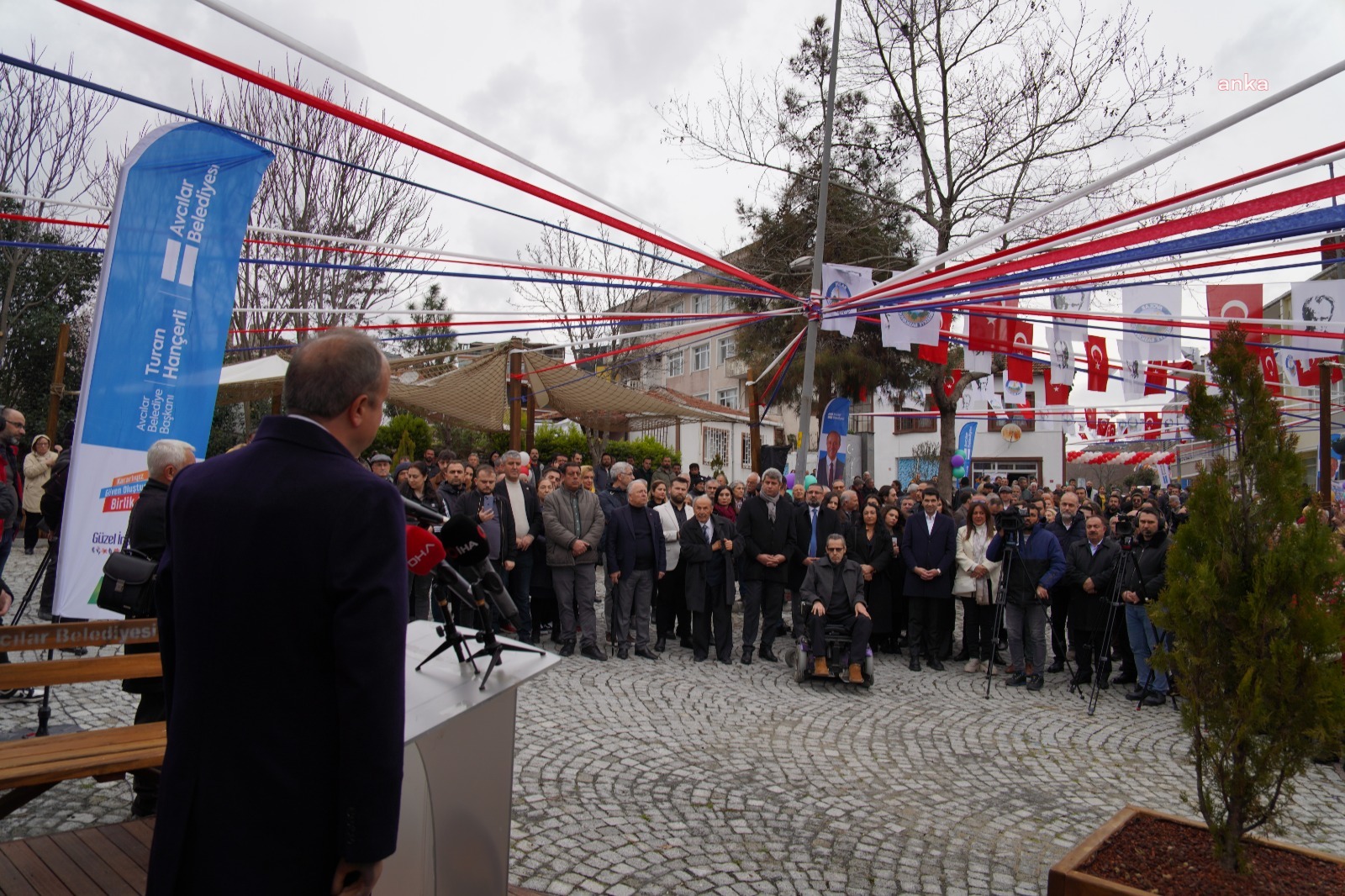 AVCILAR BELEDİYESİ, TARİHİ AMBARLI KÖYİÇİ MEYDANI’NI ASLINA UYGUN OLARAK DÜZENLEDİ