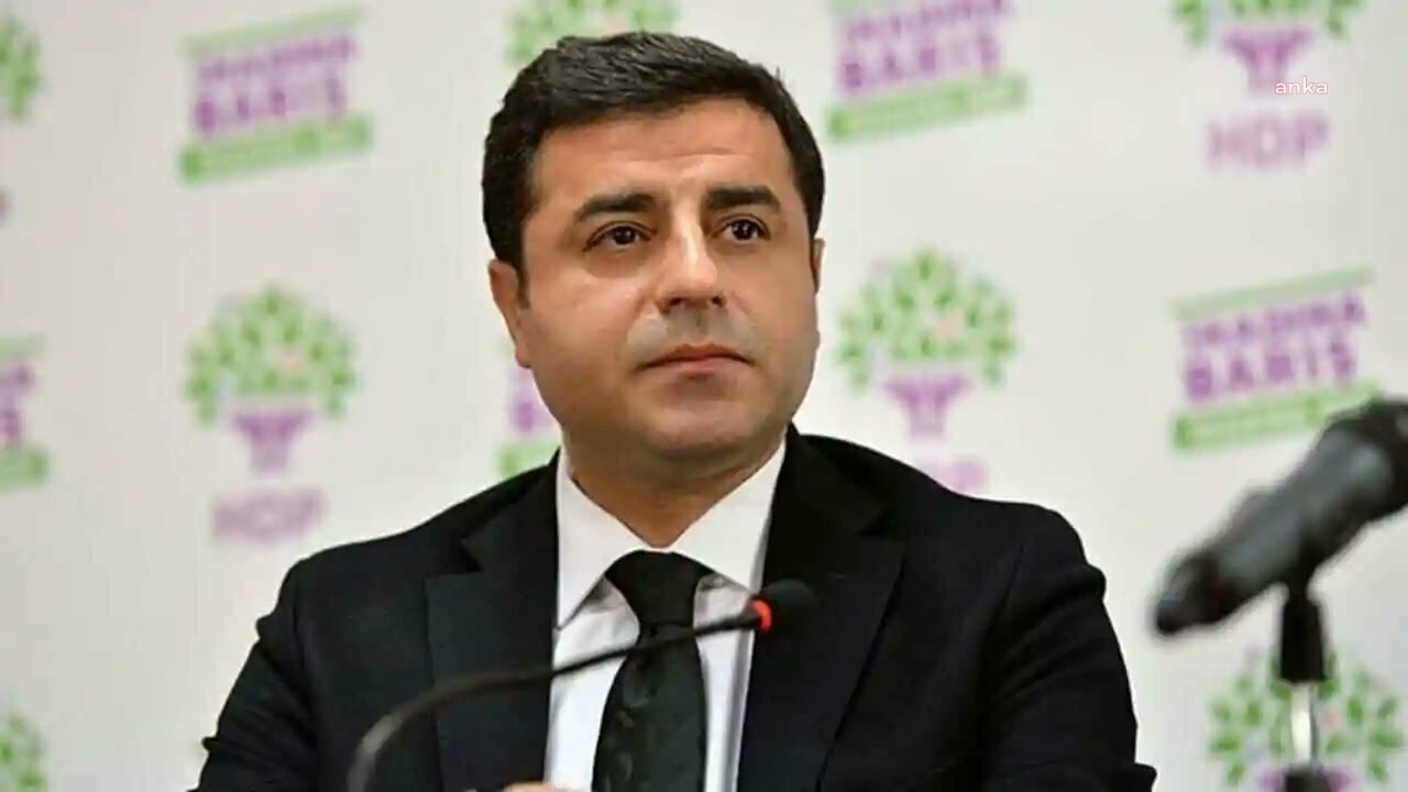 SELAHATTİN DEMİRTAŞ GÖRÜŞLERE ÇIKMAMA KARARI ALDI