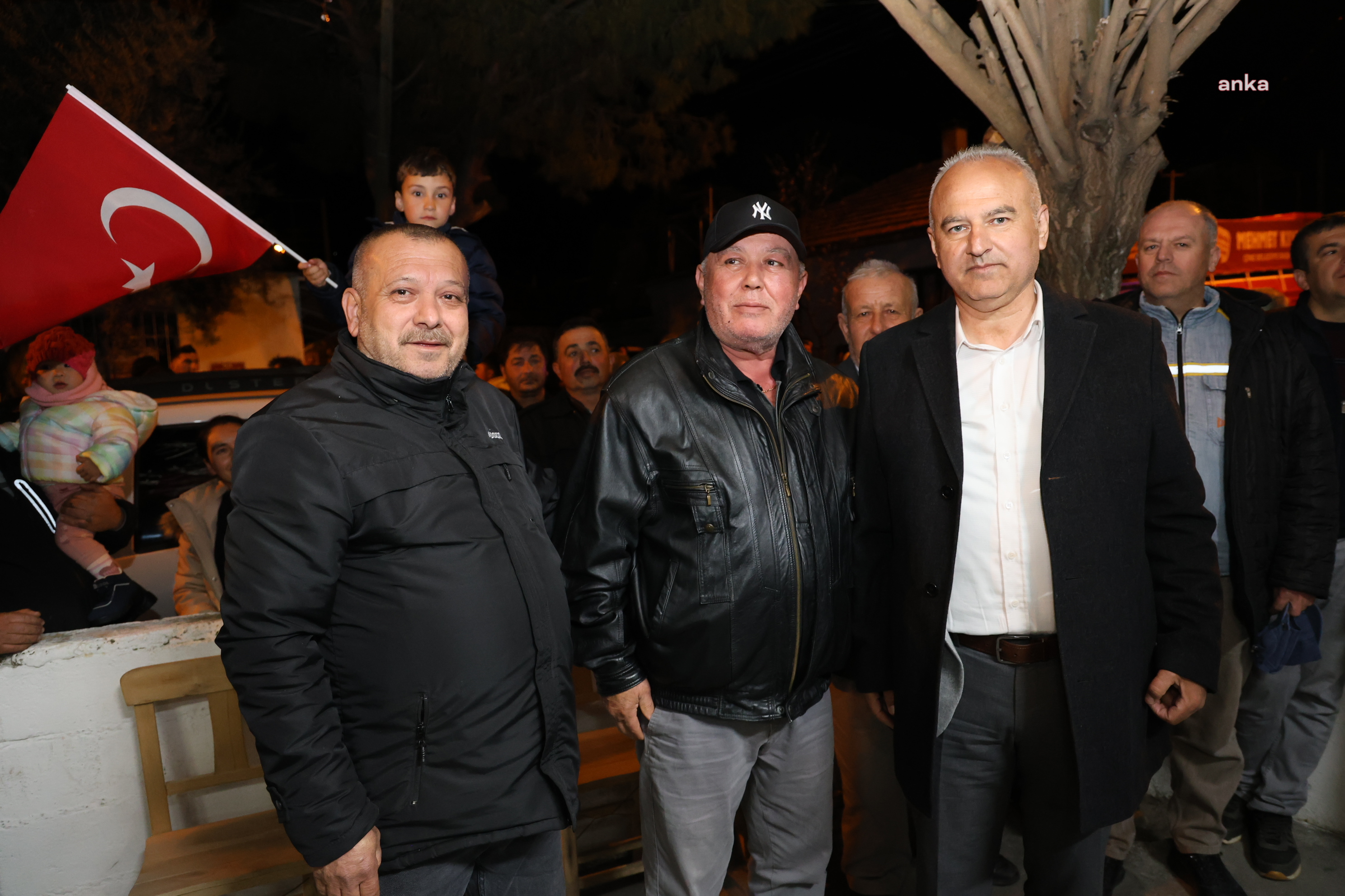 ÇİNE BELEDİYE BAŞKANI KIVRAK, SOĞANCILAR MAHALLESİ’NDE PROJELERİNİ ANLATTI