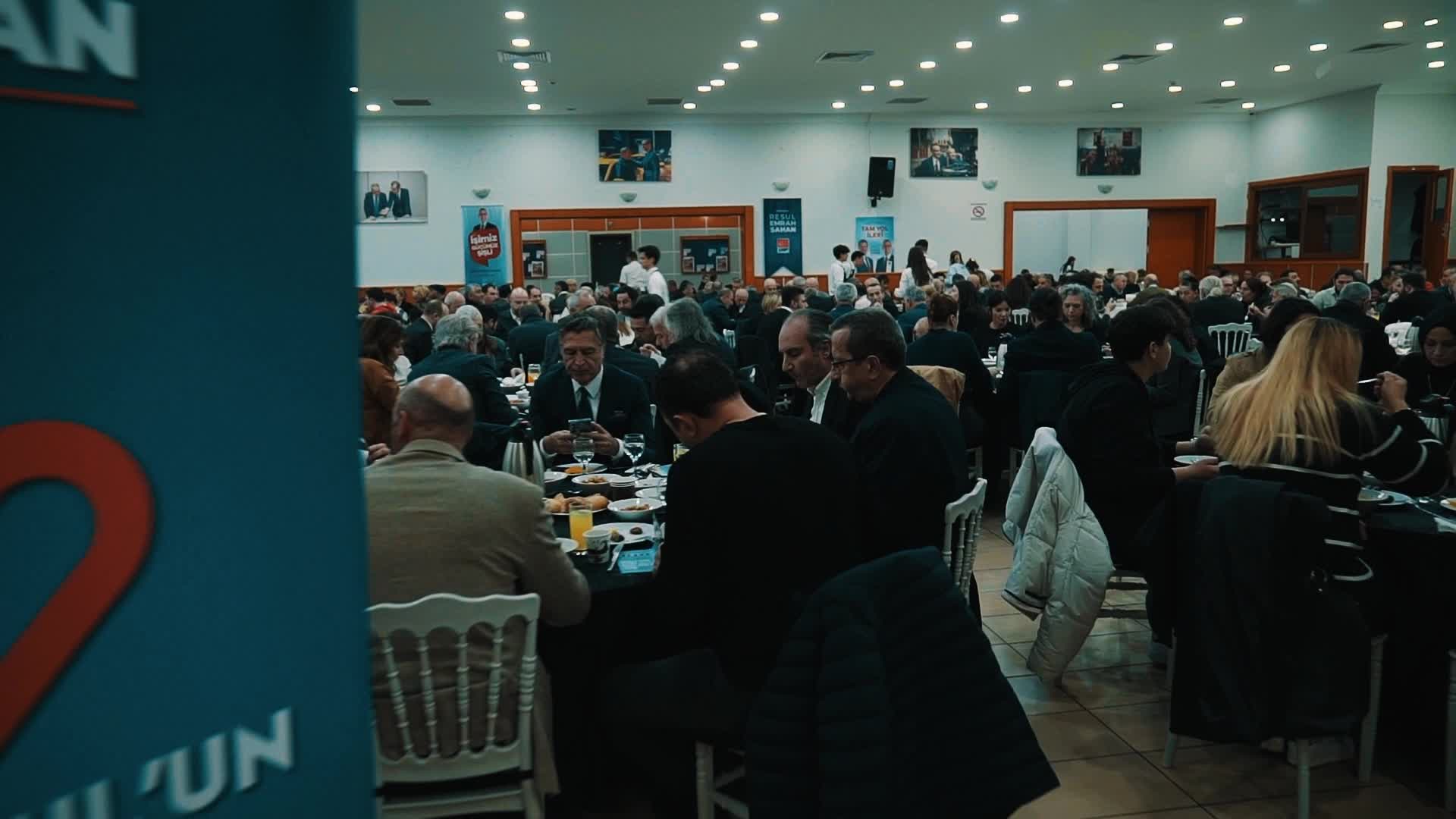 CHP ŞİŞLİ ADAYI ŞAHAN, DİN TEMSİLCİLERİYLE İFTARDA BULUŞTU: “ÖTEKİLEŞTİREMEYE DEĞİL; BİRLİK, BERABERLİK, KARDEŞLİĞE İHTİYAÇ VAR”