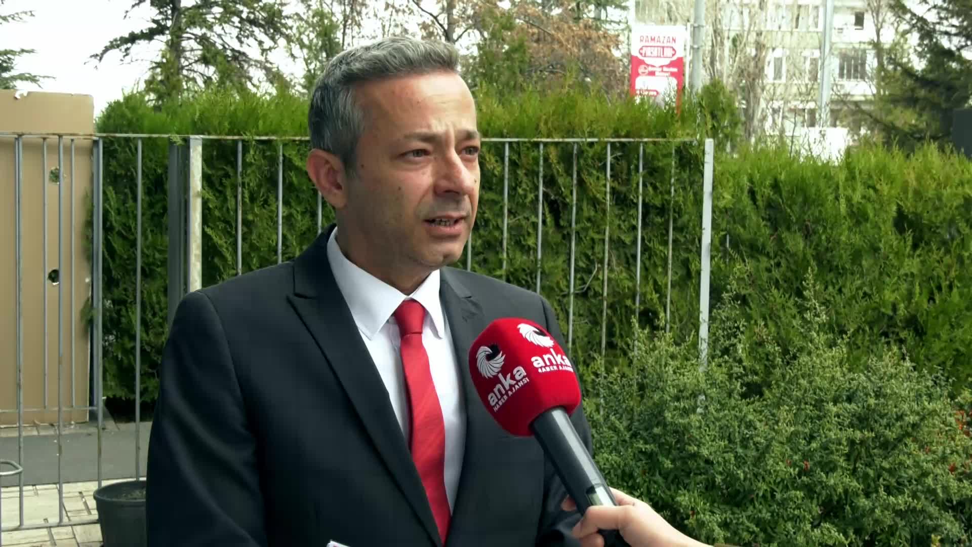 İRFAN DEĞİRMENCİ: “BU ÜLKE İÇİN HEPİMİZİN YAPABİLECEĞİ ŞEYLER VAR. KONFOR ALANLARINDAN ÇIKMAMIZ LAZIM. ‘KURTULUŞ YOK TEK BAŞINA YA HEP BERABER YA HİÇBİRİMİZ’ ESKİMİŞ BİR SLOGAN DEĞİL”