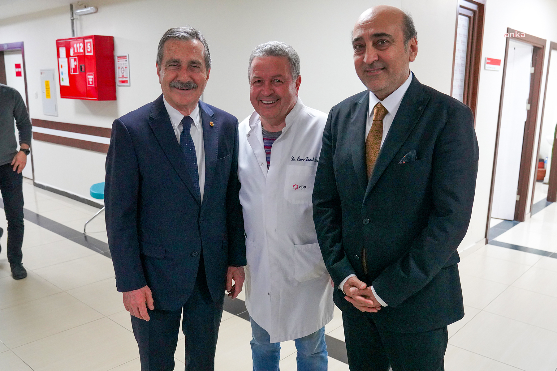 TEPEBAŞI BELEDİYE BAŞKANI ATAÇ’TAN SAĞLIK ÇALIŞANLARINA ZİYARET
