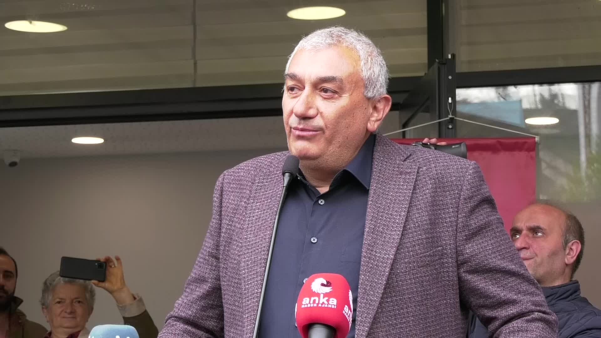 İBB’NİN FINDIKLI’DA YAPTIRDIĞI, GEÇEN YIL HAYATINI KAYBEDEN CHP FINDIKLI İLÇE BAŞKANI KADİRHAN KADIOĞLU’NUN ADININ VERİLDİĞİ SOSYAL TESİS AÇILDI