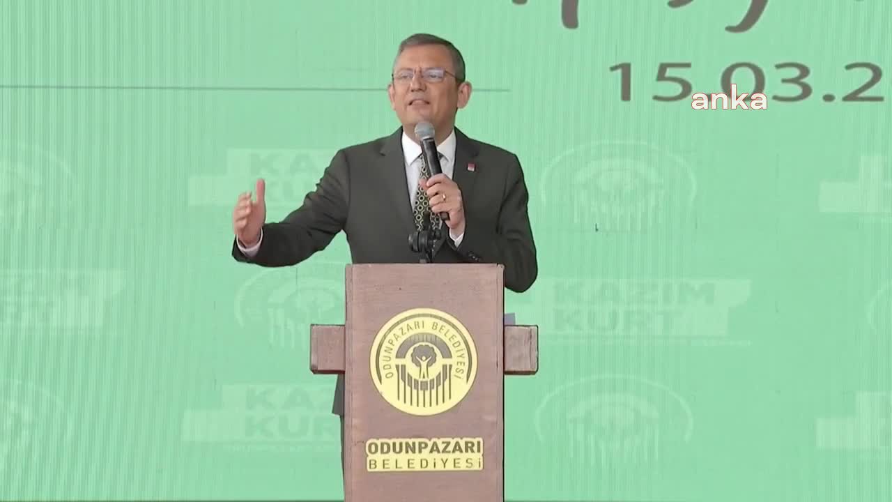 ÖZGÜR ÖZEL'DEN NEBİ HATİPOĞLU'NA: "MİLLİ İRADE HIRSIZI KAZANIRSA BİRLİK VAKFI, TÜRGEV, TÜGVA, ENSAR KAZANACAKMIŞ. ESKİŞEHİR'İ KİMSEYE PEŞKEŞ ÇEKTİRMEYİZ"
