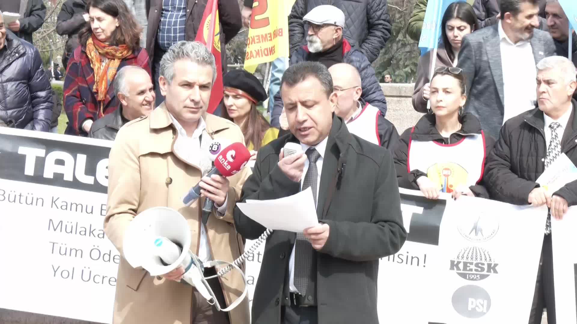 BES, TALEPLERİNİ MECLİS’E İLETTİ: “BU EMEK KARŞITI EKONOMİK POLİTİKALAR DAHA FAZLA SÜRDÜRÜLEMEZ. MADEM EKONOMİMİZ BÜYÜYOR, NEDEN HAKKIMIZ OLAN PAYI VERMİYORSUNUZ?”