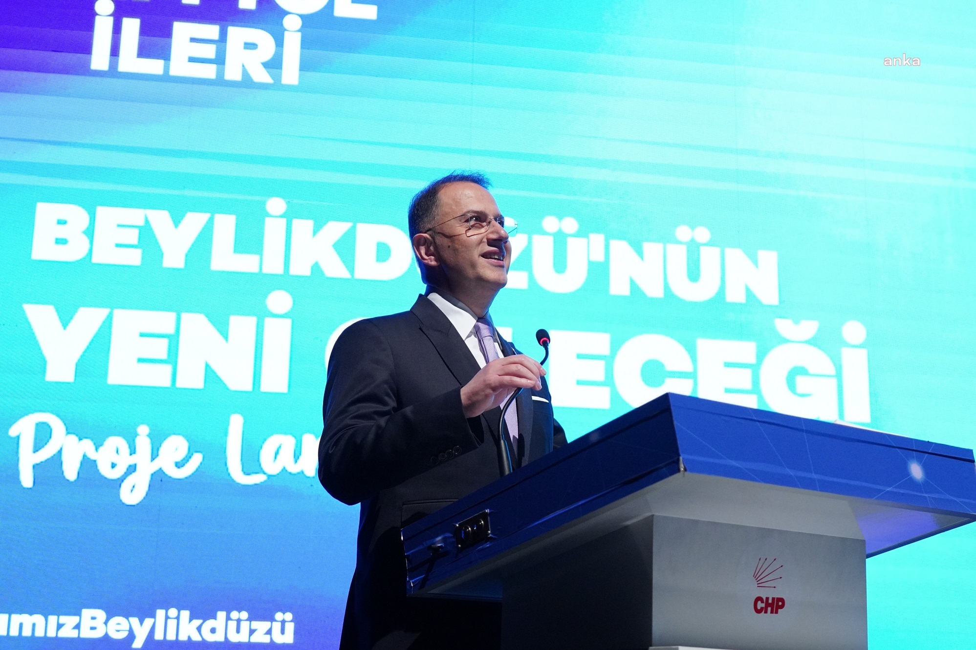 BEYLİKDÜZÜ BELEDİYE BAŞKANI ÇALIK, YENİ DÖNEM PROJELERİNİ TANITTI