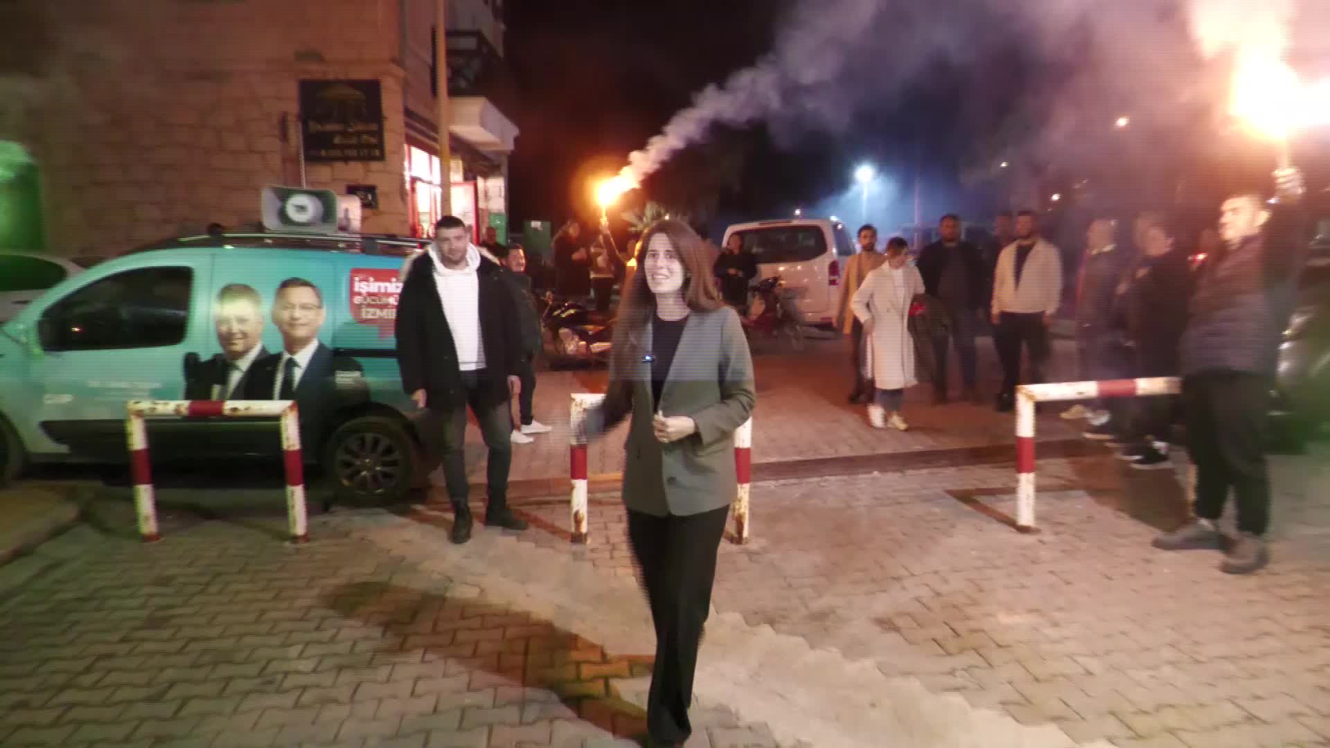 CHP ÇEŞME BELEDİYE BAŞKAN ADAYI DENİZLİ,: "SAHİL ALANLARIMIZIN RANTA VE TALANA KAPATILMASI İÇİN HEP BİRLİKTE MÜCADELE EDECEĞİZ"