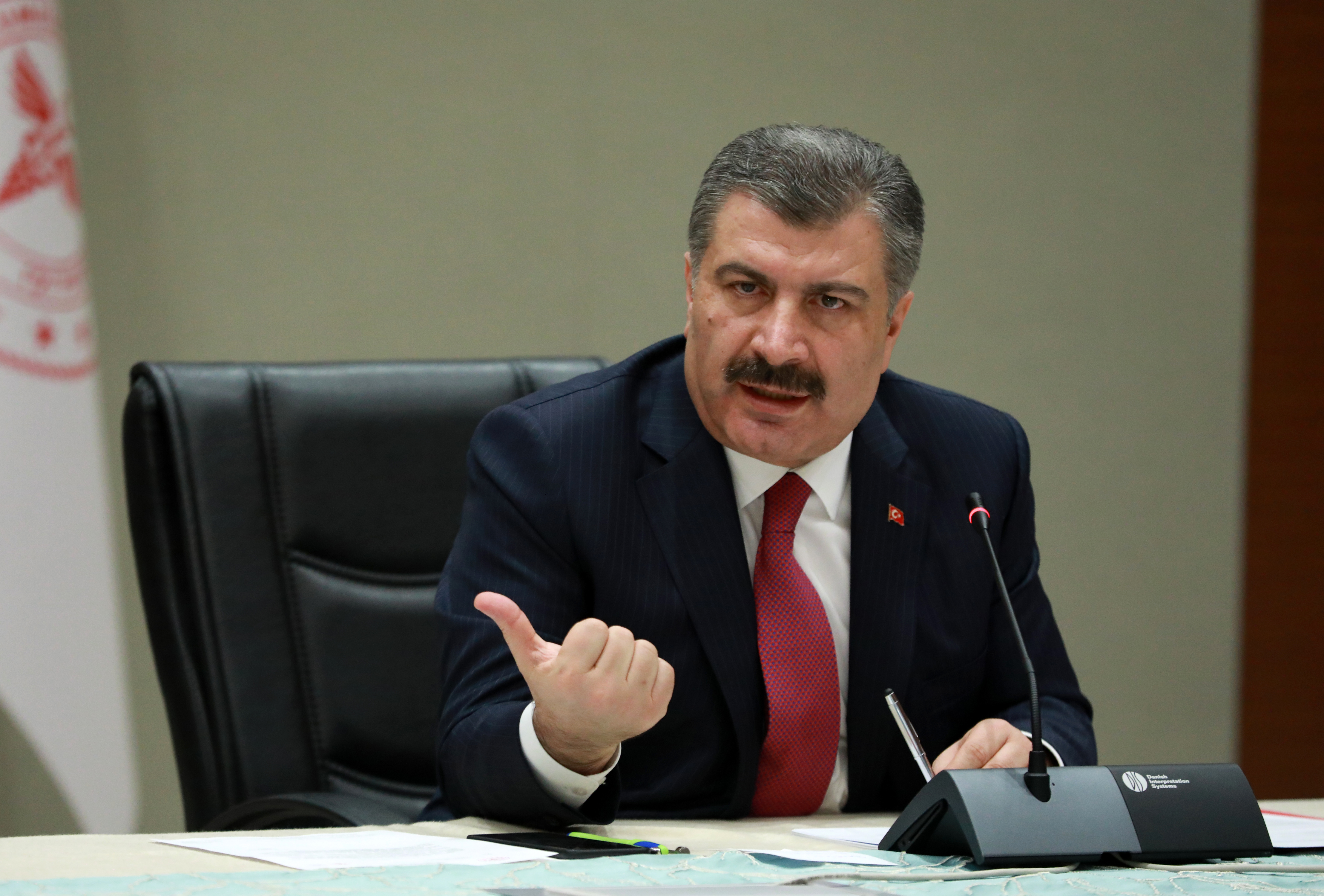 KOCA: SAĞLIK PERSONELİMİZDE POZİTİF OLAN VAKA VAR