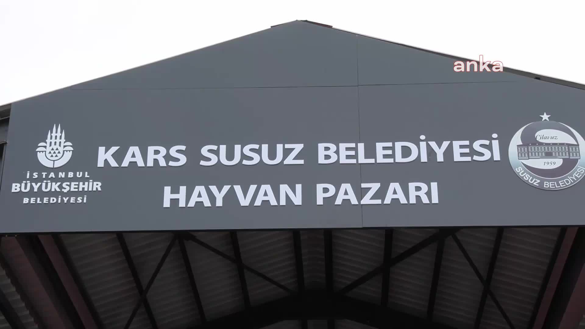 İSTANBUL BÜYÜKŞEHİR BELEDİYESİ TARAFINDAN SUSUZ’A YAPILAN HAYVAN PAZARININ AÇILIŞI YAPILDI